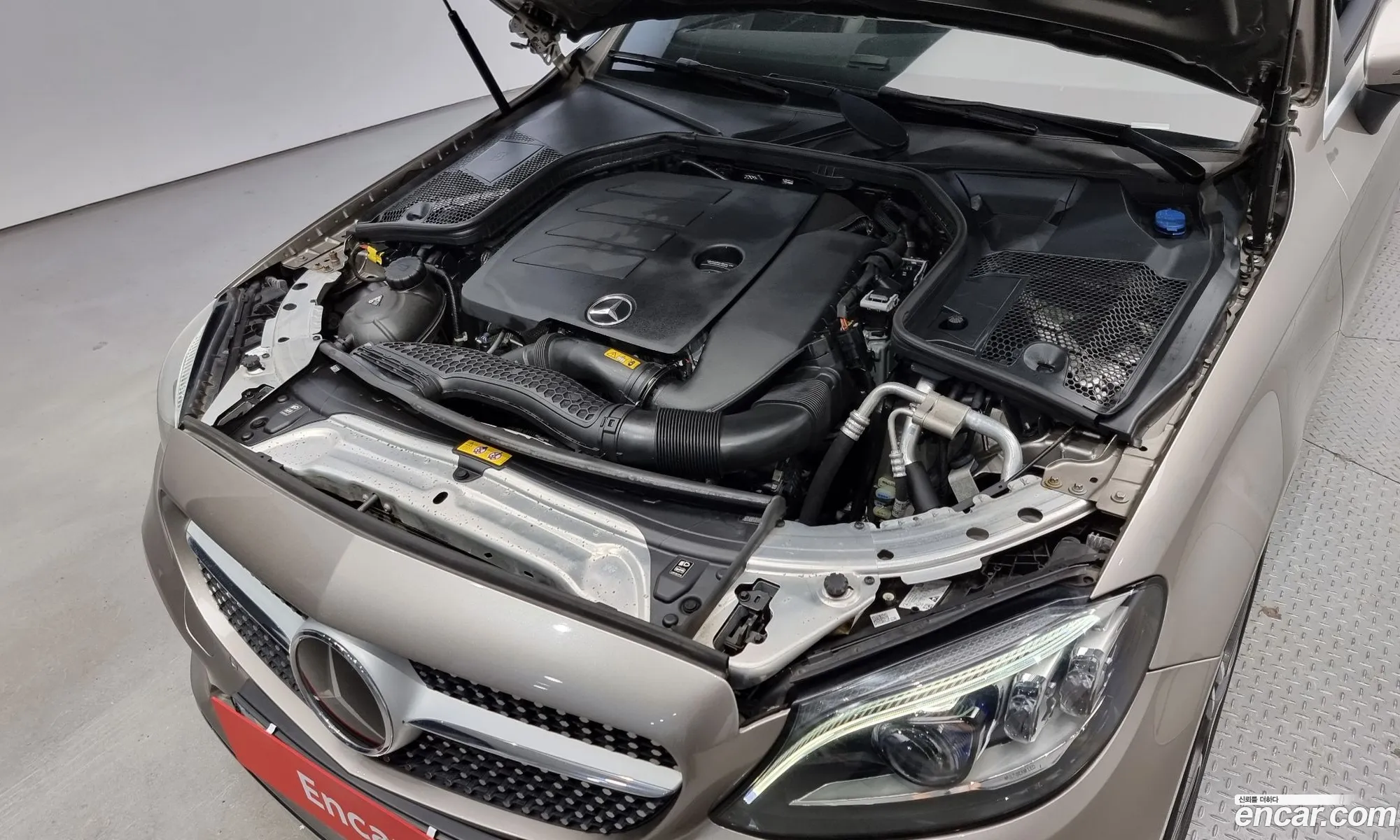 Mercedes-Benz C-Klasse C200 Cabriolet 2021 - фотография 12416108