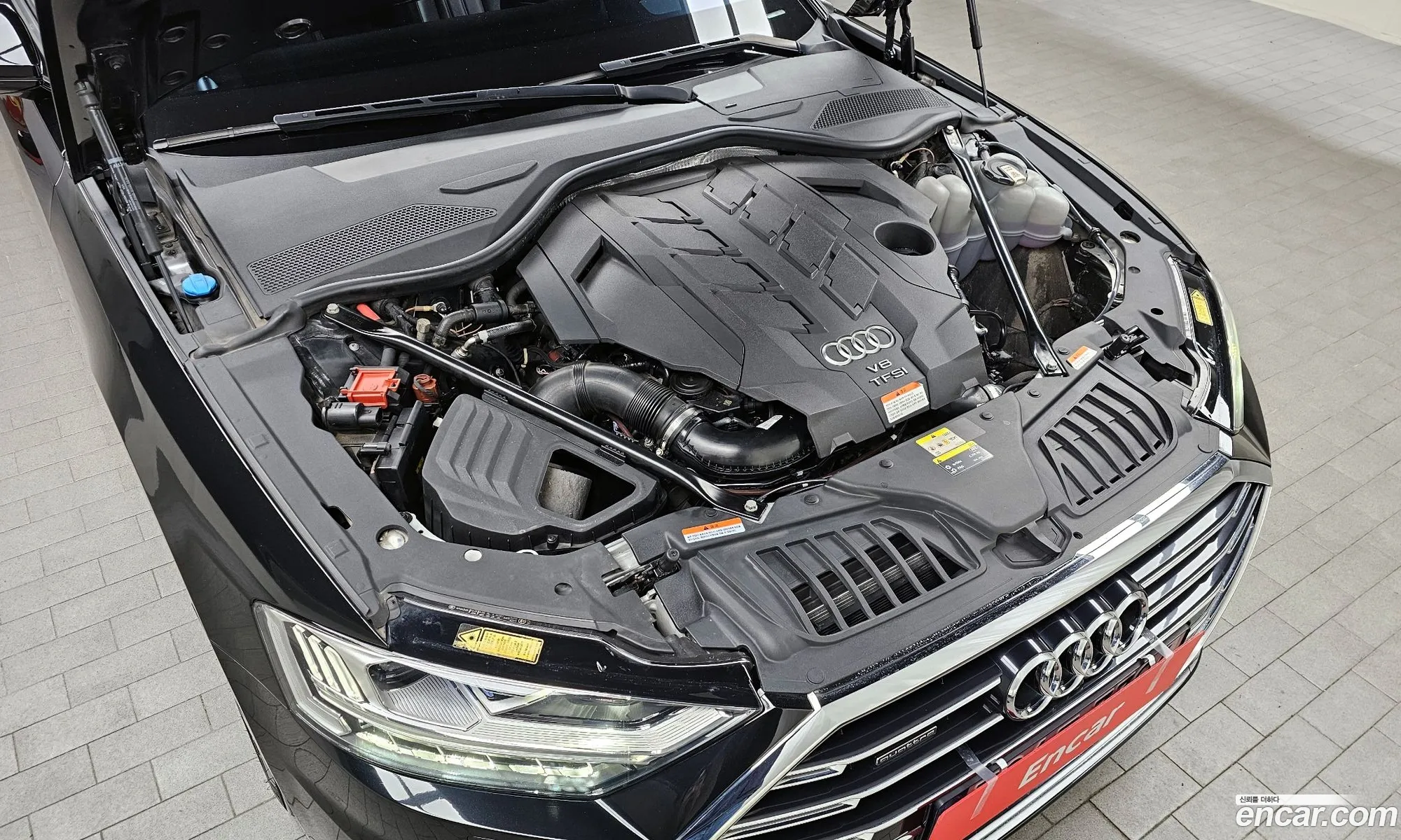 Audi A8 Iv D5 60 Tfsi Quattro Lwb 2021 - фотография 520772