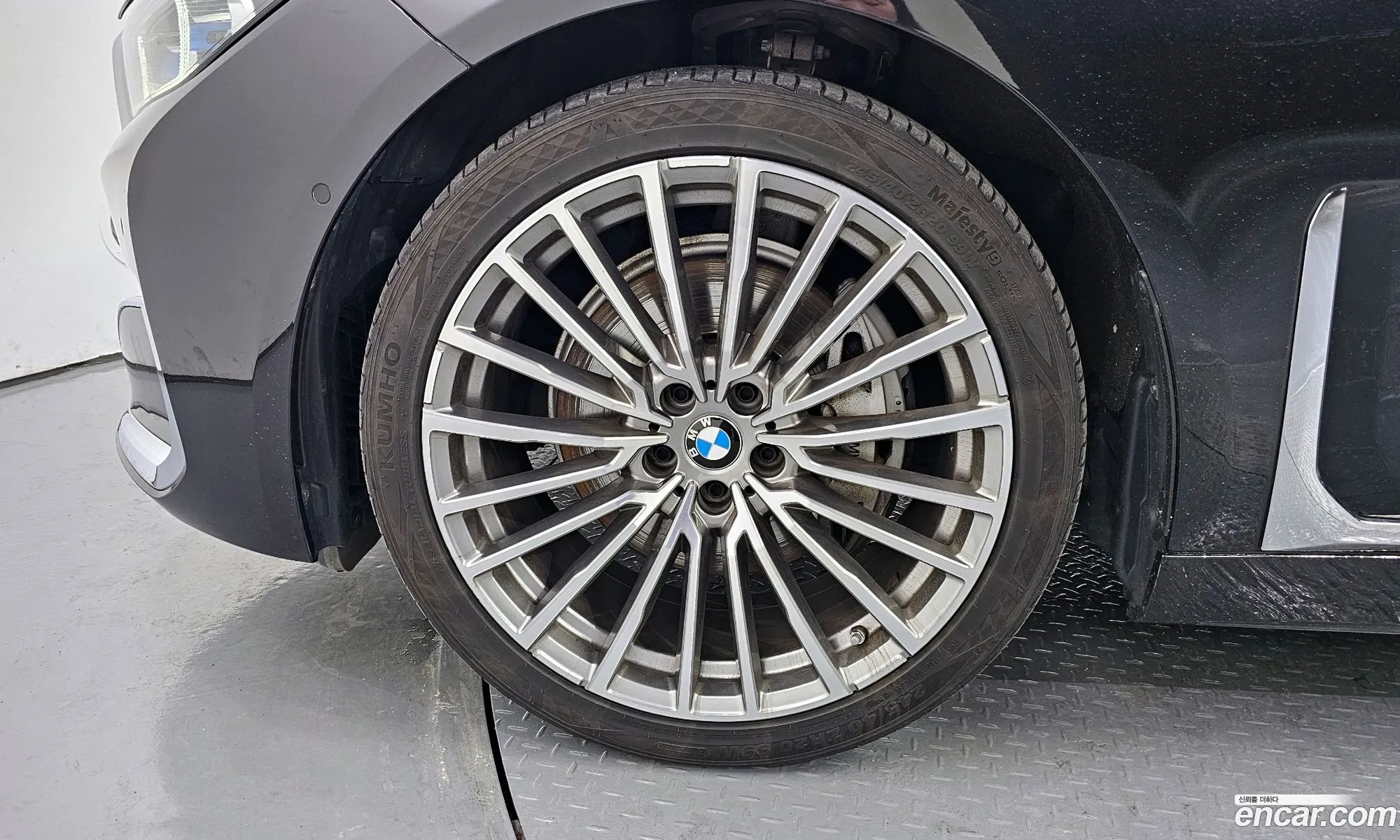 BMW 7Er Vi G11G12 740Li xDrive Design Pure Excellence 2020 - фотография 17047903