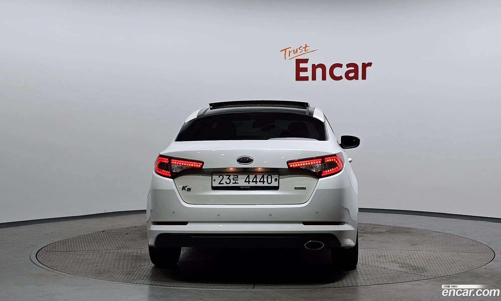Kia K5 I 20 Prestige 2013 - фотография 19912373