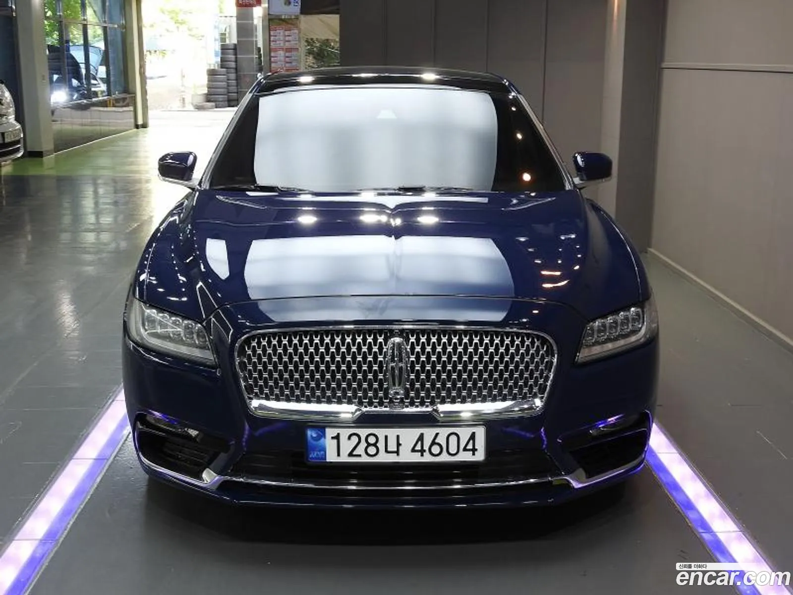 Lincoln Continental X 30 Presidential Awd 2017 - фотография 4193026