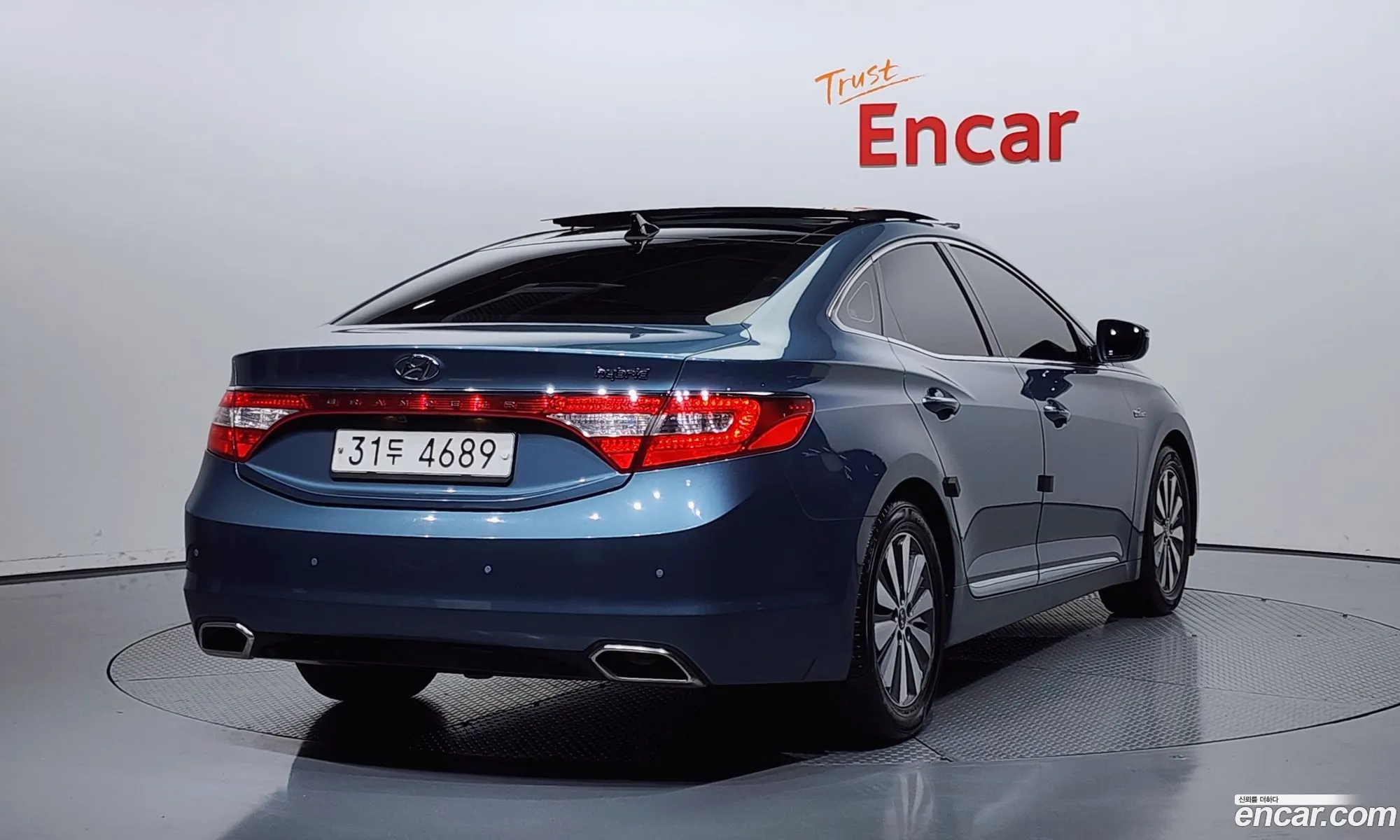 Hyundai Grandeur V Premium 2015 - фотография 15157445