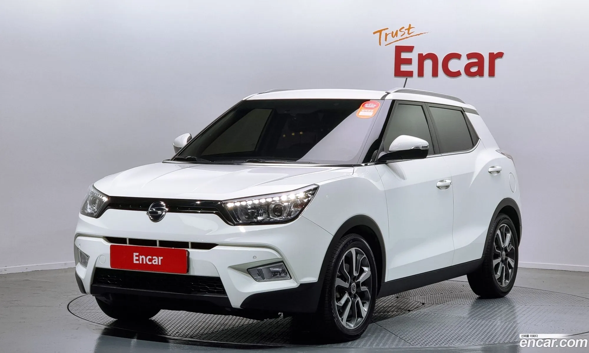 Ssangyong Tivoli Tivoli Lx 2Wd 2016 - фотография 17226639