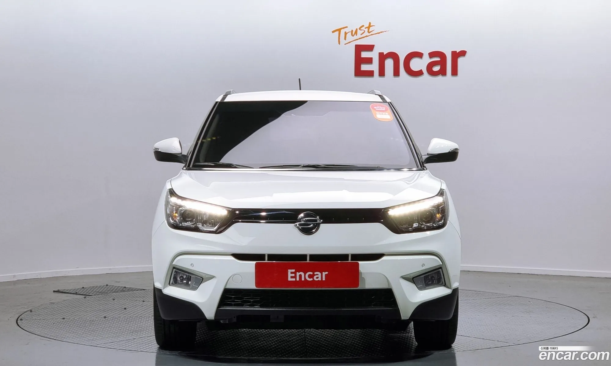 Ssangyong Tivoli Tivoli Lx 2Wd 2016 - фотография 17226641