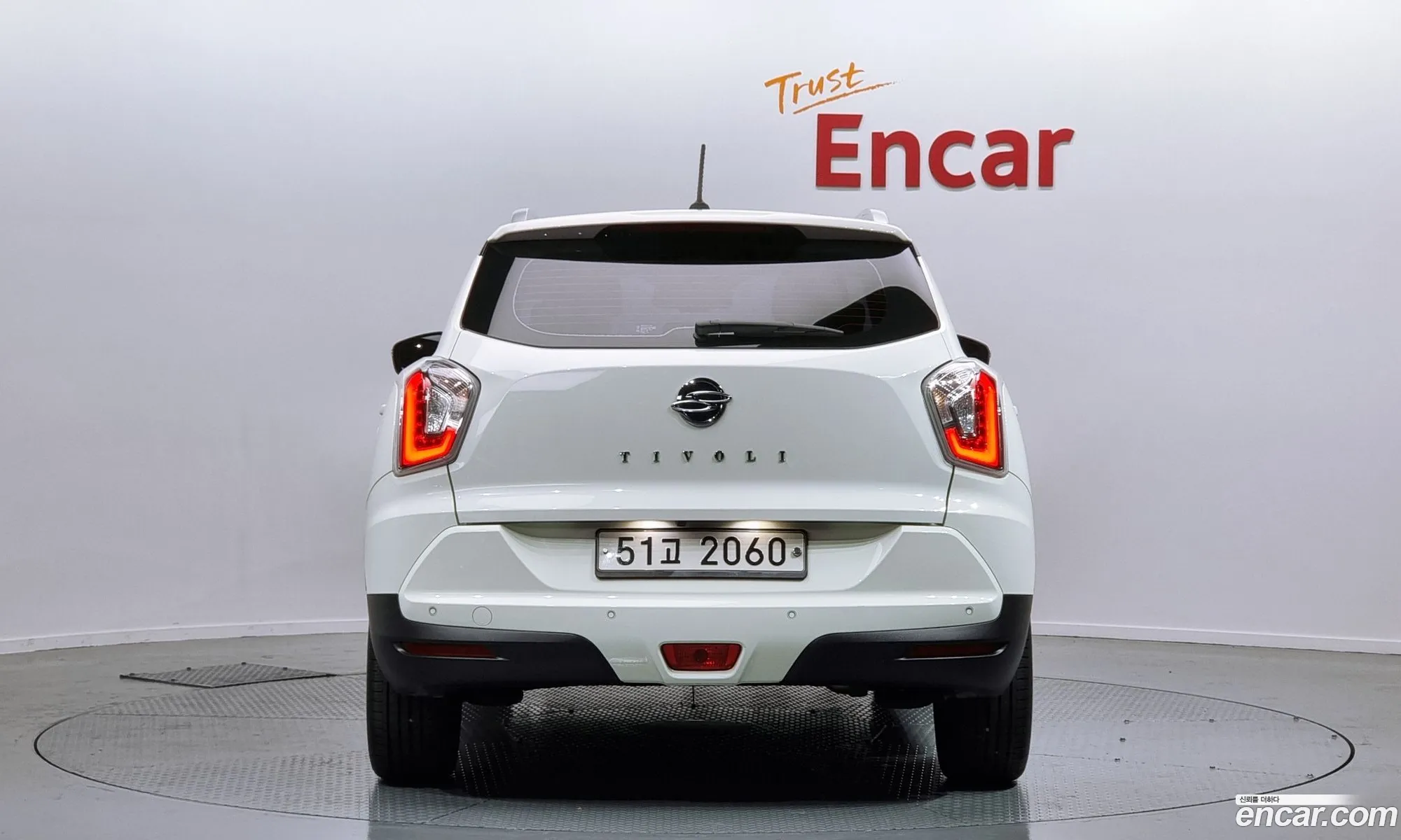 Ssangyong Tivoli Tivoli Lx 2Wd 2016 - фотография 17226642