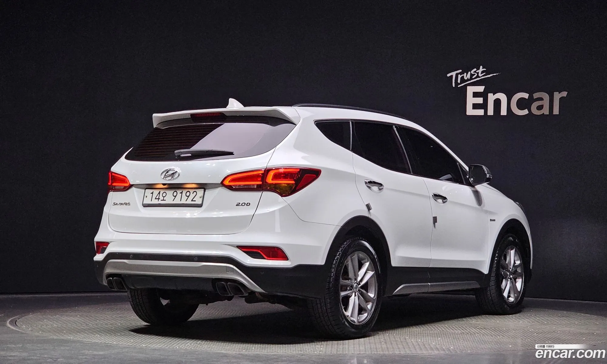 Hyundai Santa Fe Diesel 20 2Wd 2018 - фотография 15926101