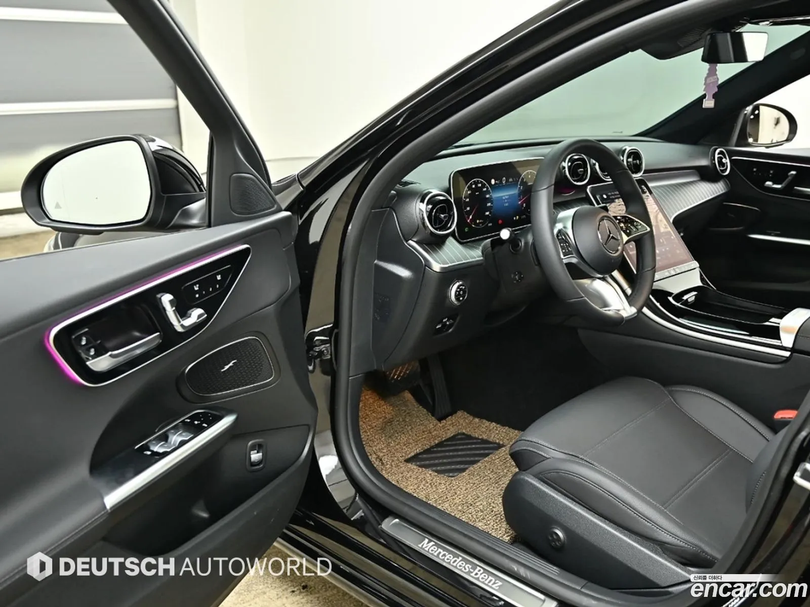 Mercedes-Benz C-Klasse C300 4Matic Avant Garde 2024 - фотография 13622279