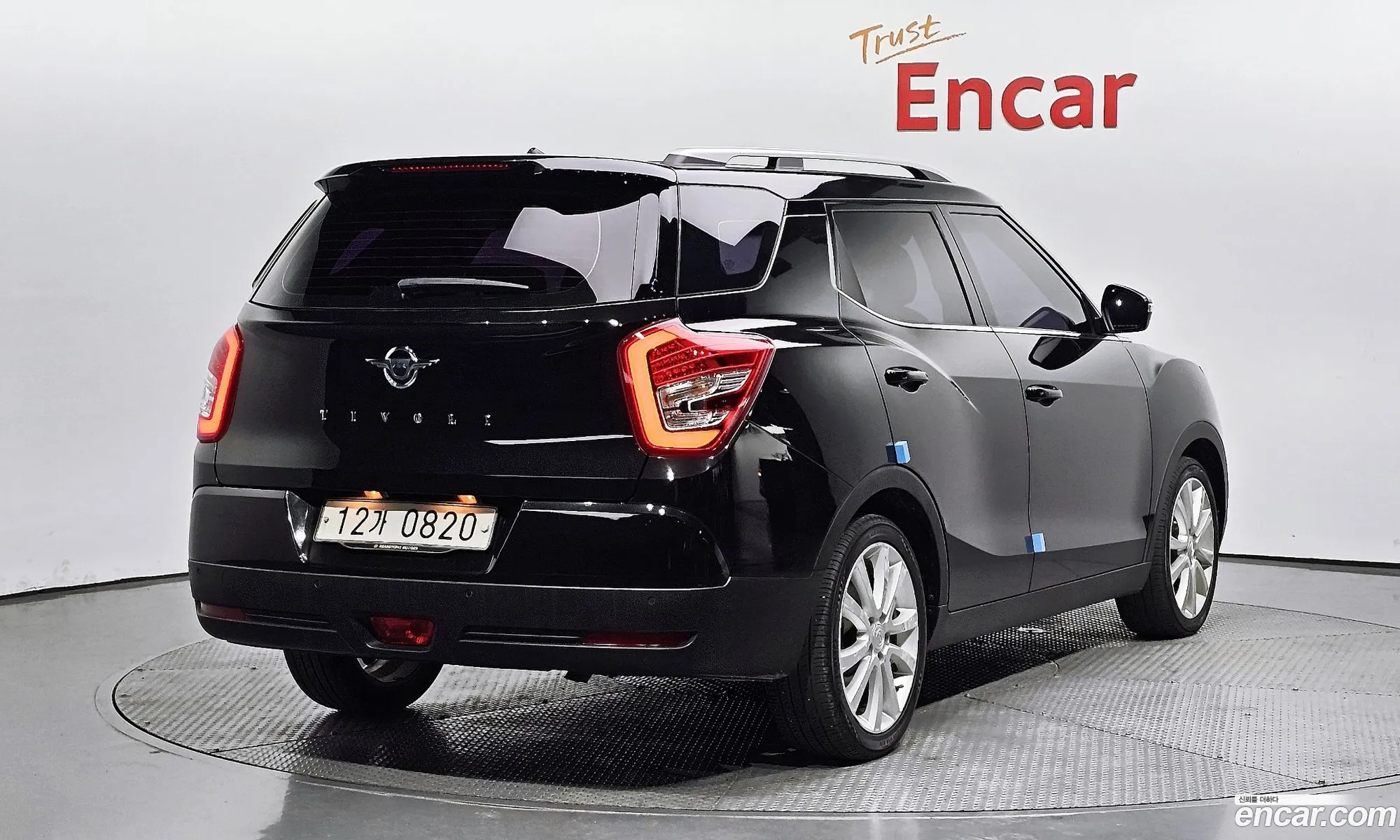 Ssangyong Tivoli Tivoli Diesel Ix 2Wd 2016 - фотография 2023426