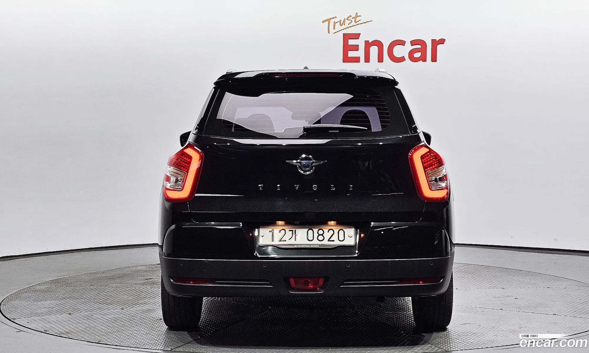 Ssangyong Tivoli Tivoli Diesel Ix 2Wd 2016 - фотография 2023428