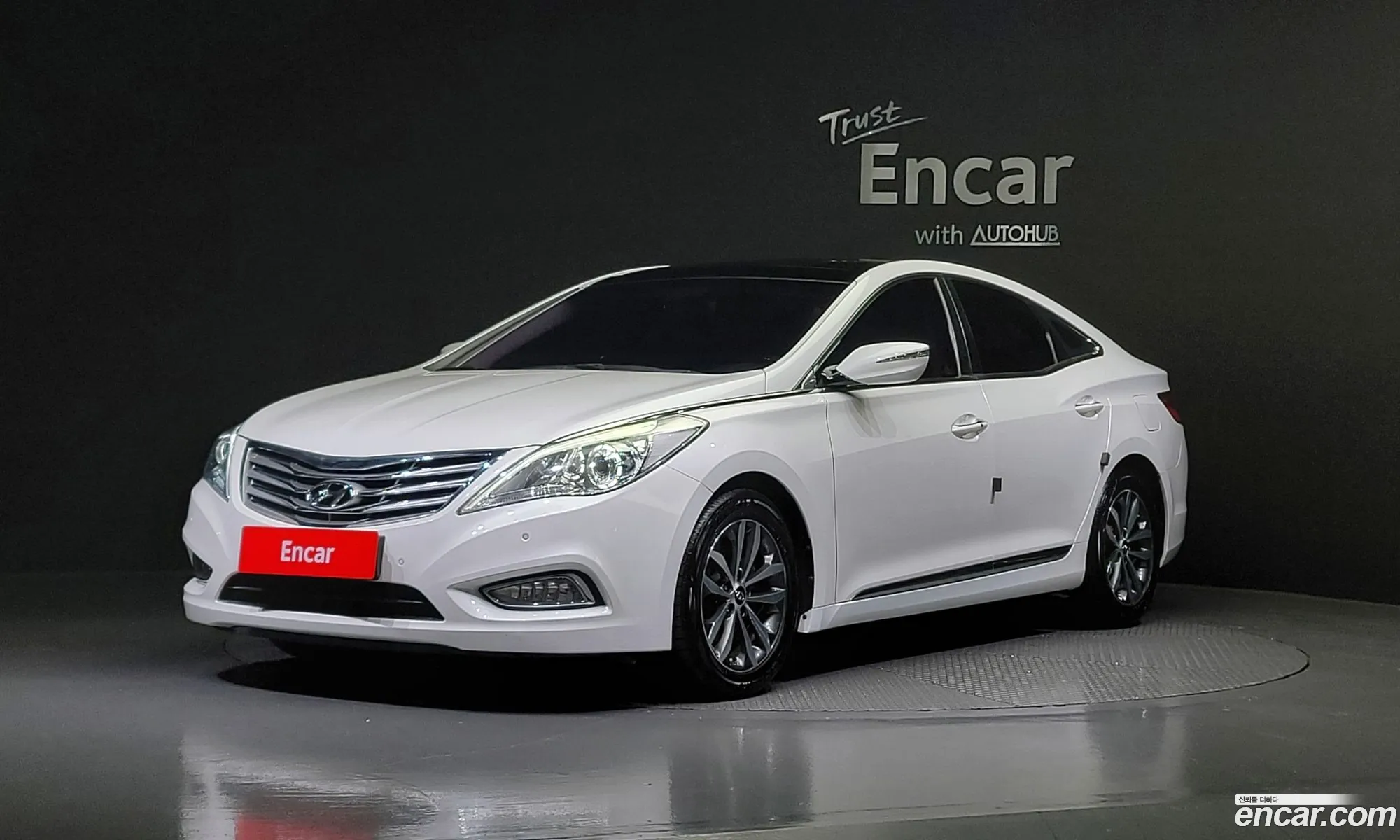 Hyundai Grandeur V Hg240 Luxury 2012 - фотография 11362794