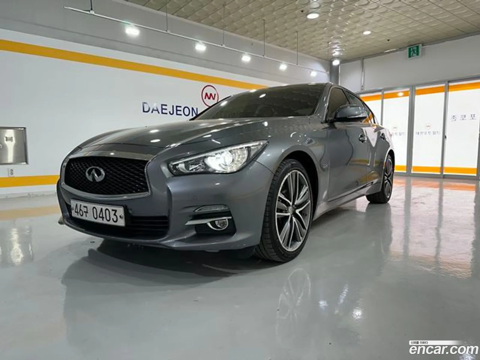 Infiniti Q50 22D Premium 2016 - фотография 3774710