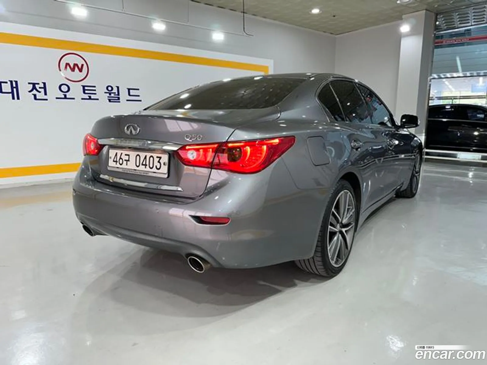 Infiniti Q50 22D Premium 2016 - фотография 3774714