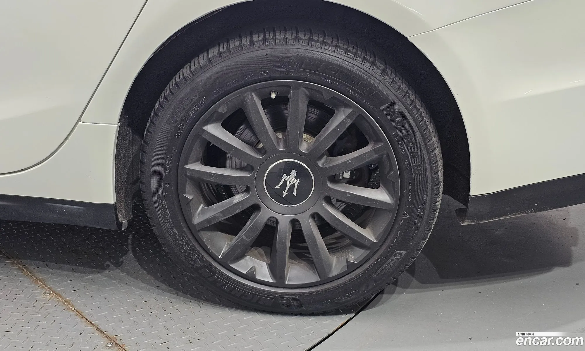Maserati Ghibli 30 Diesel 3Rd Generation - фотография 3723838