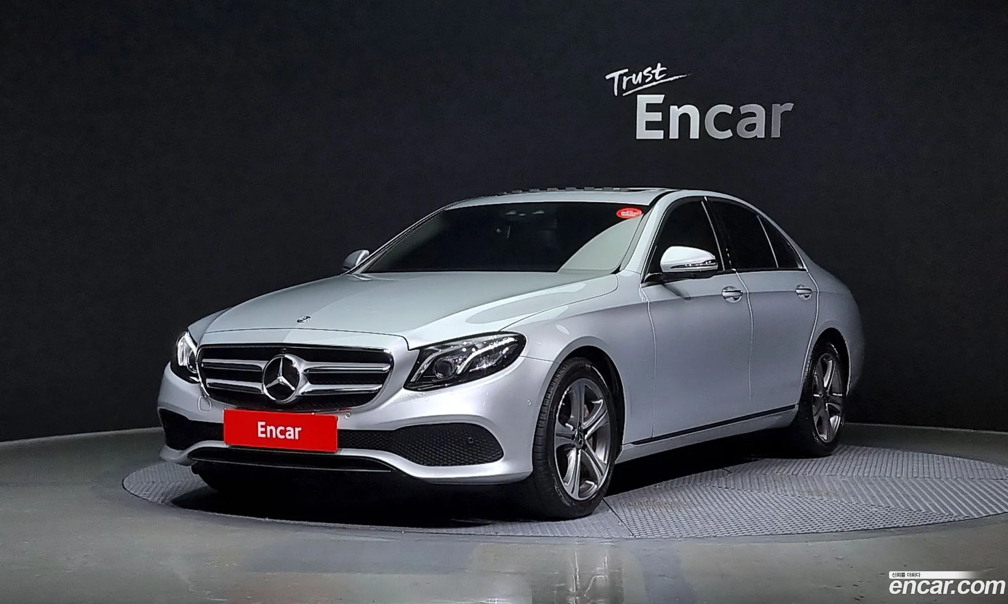 Mercedes-Benz E-Klasse V W213 S213 C238 E300 4Matic Avant Garde 2018 - фотография 12518640