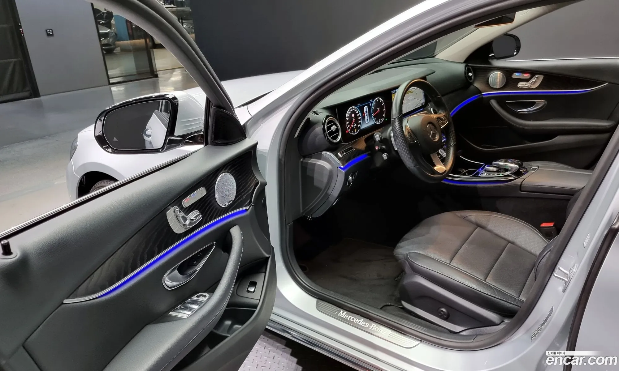 Korex Auto Trade - фотография 12606299