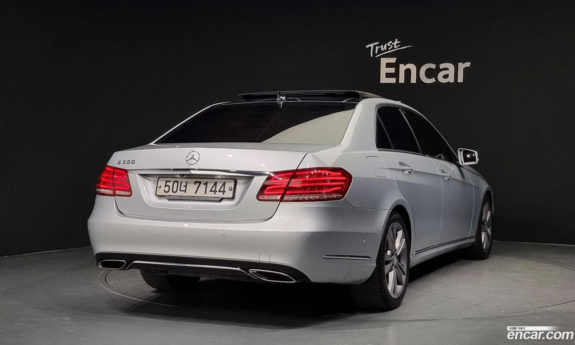 Mercedes-Benz E-Klasse Iv W212 S212 C207 E300 Avantgarde 2014 - фотография 13159487