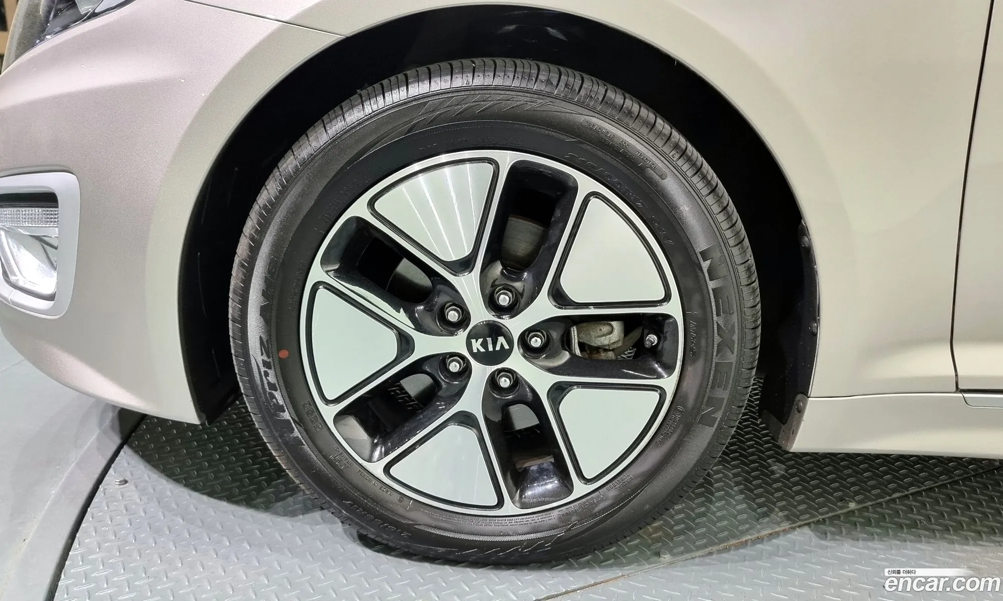 Kia K5 I Prestige 2014 - фотография 11216240