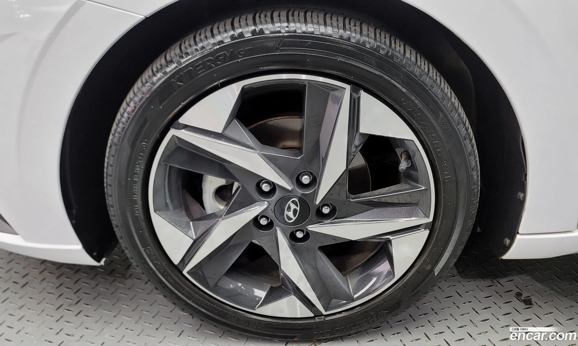 Hyundai Avante Vi 16 2021 - фотография 12008719