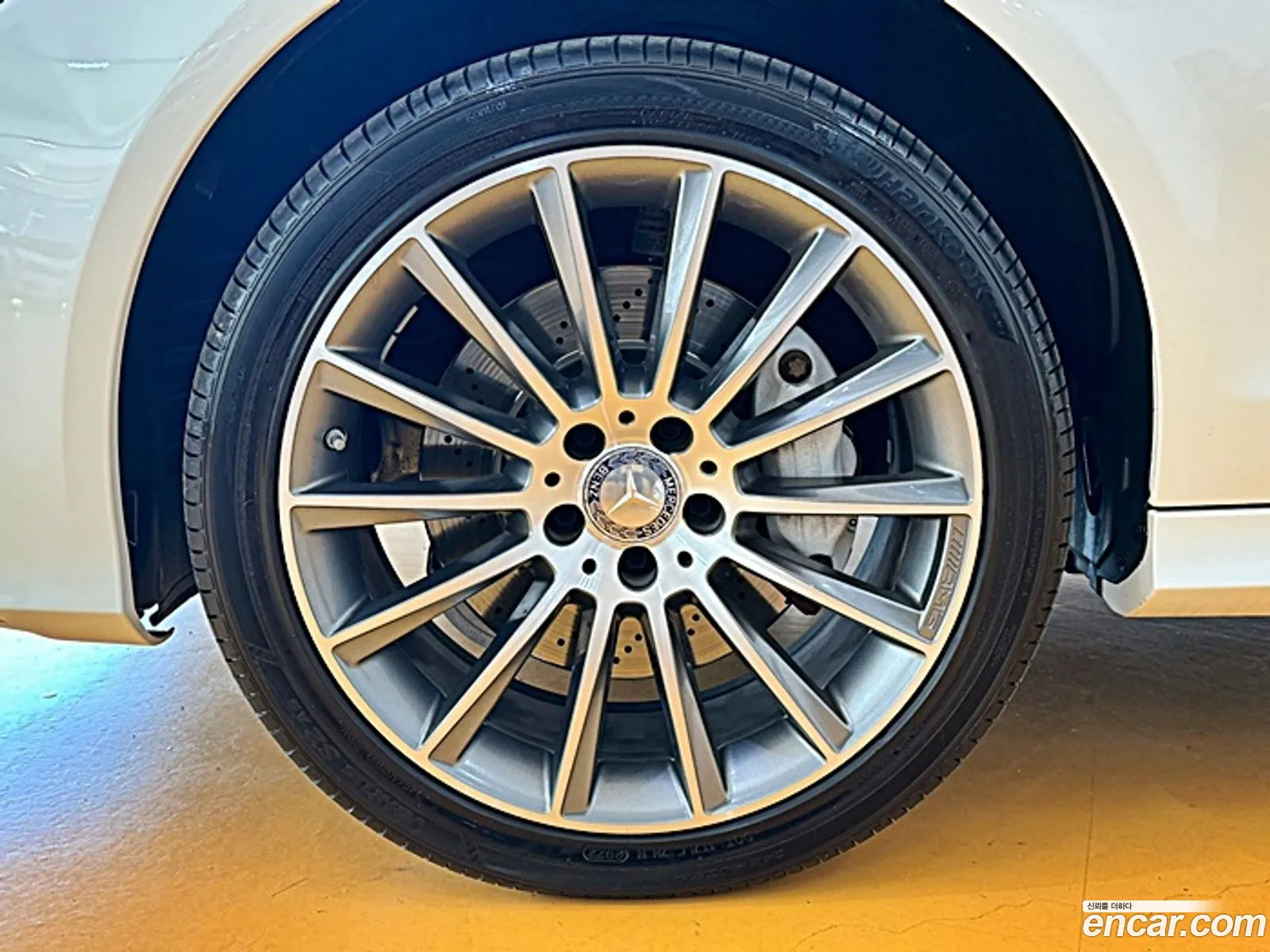 Mercedes-Benz Cls-Klasse Ii C218 Cls400 2015 - фотография 12851633