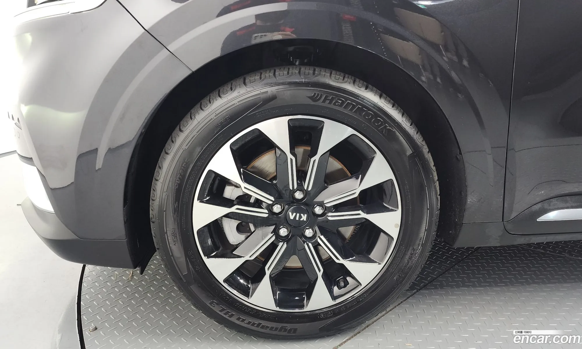 Kia Carnival Gasoline 7-Seater Signature 2021 - фотография 11052564