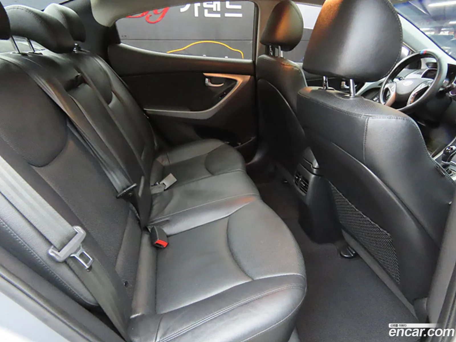 Hyundai Avante 16 Vgt Premium 2015 - фотография 19150823
