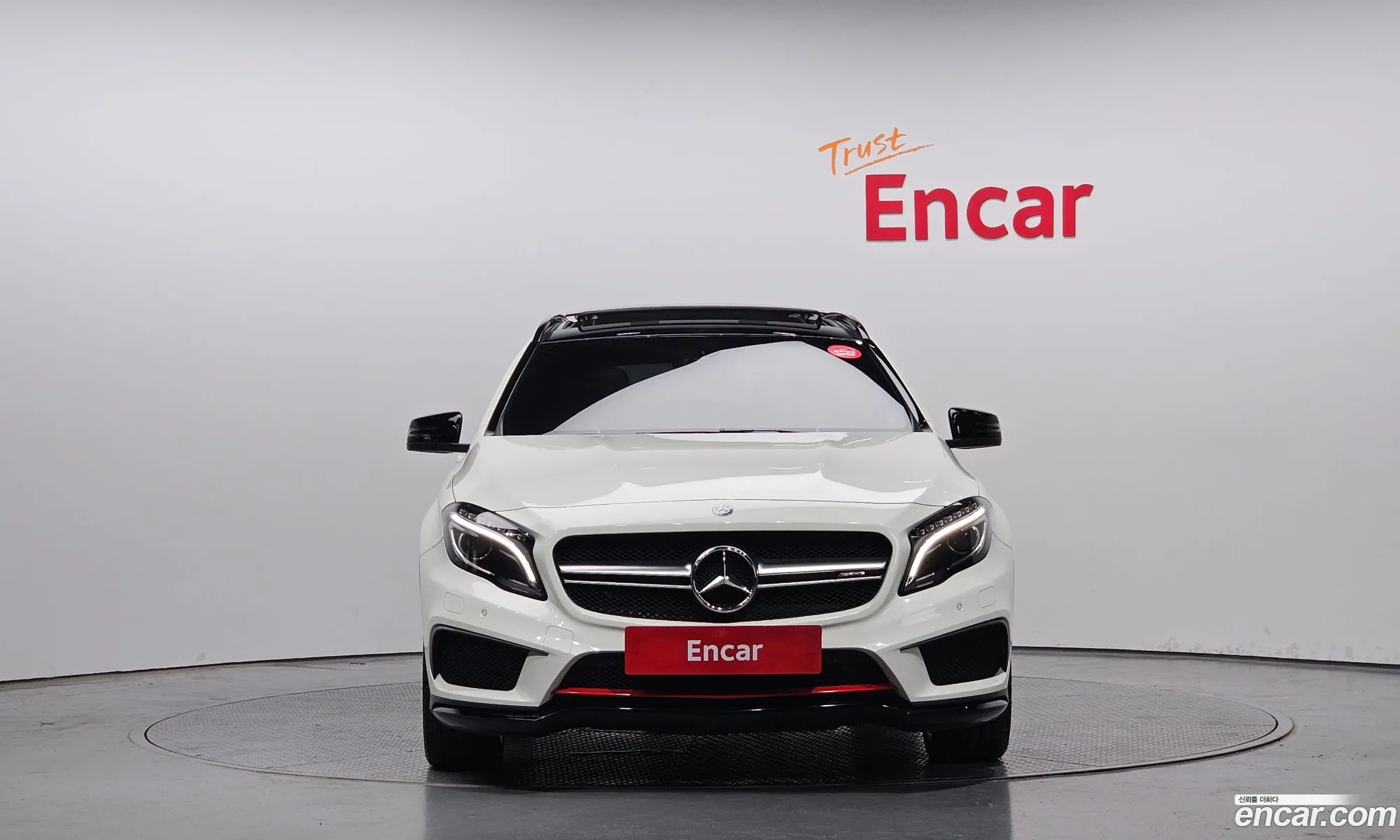 Mercedes-Benz Gla-Klasse Gla45 Amg 4Matic 2015 - фотография 12092226