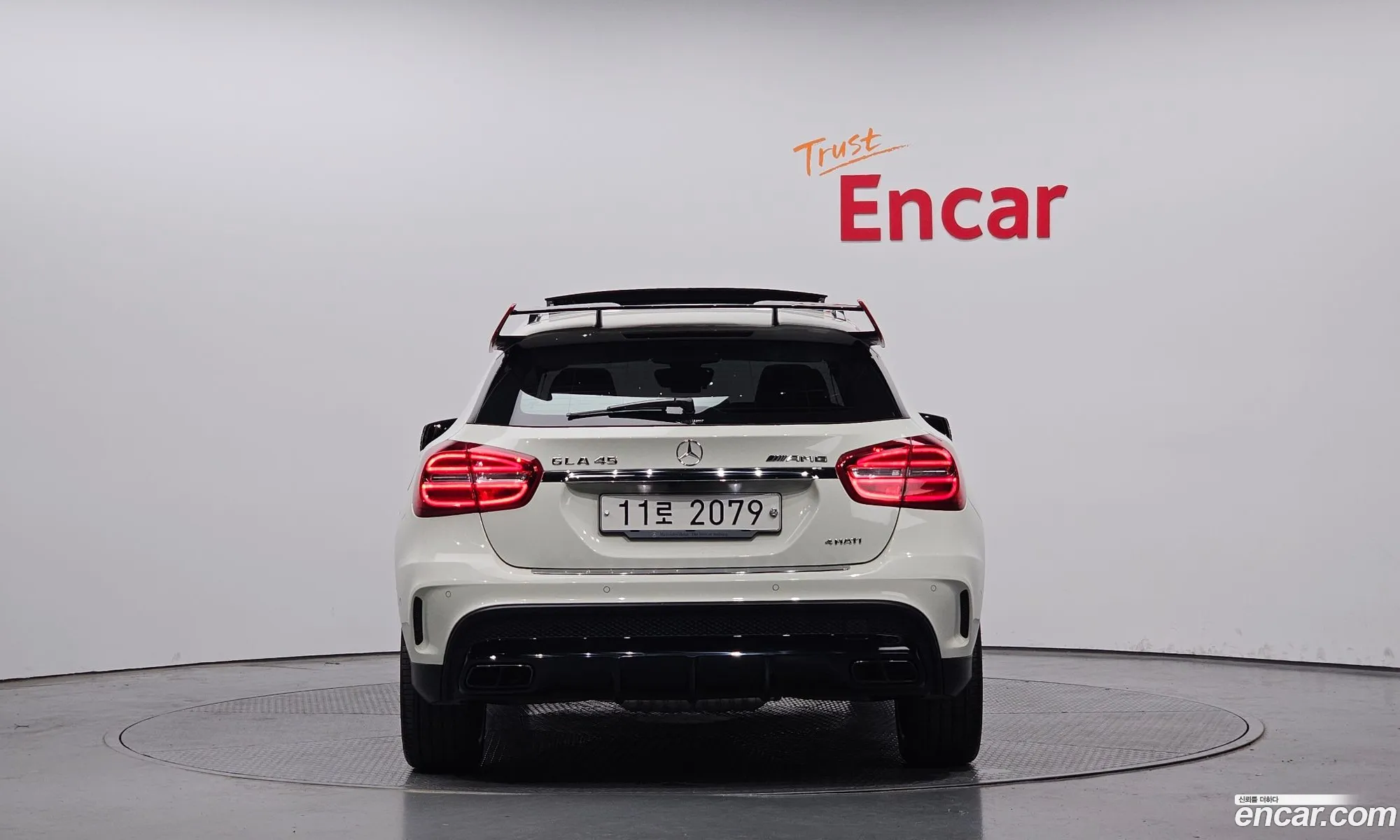 Mercedes-Benz Gla-Klasse Gla45 Amg 4Matic 2015 - фотография 12092227