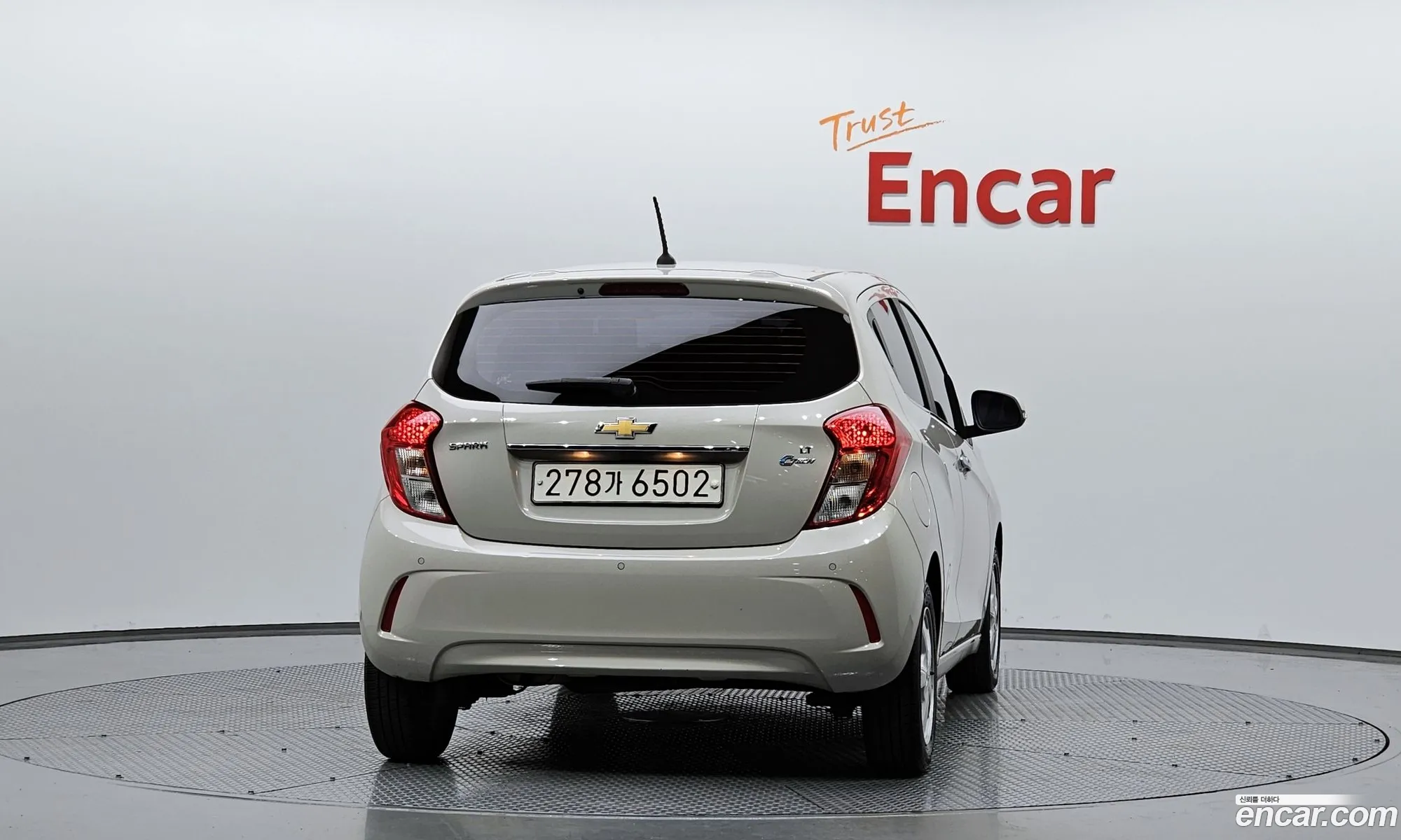 Chevrolet Spark Iv Lt 2017 - фотография 4942030