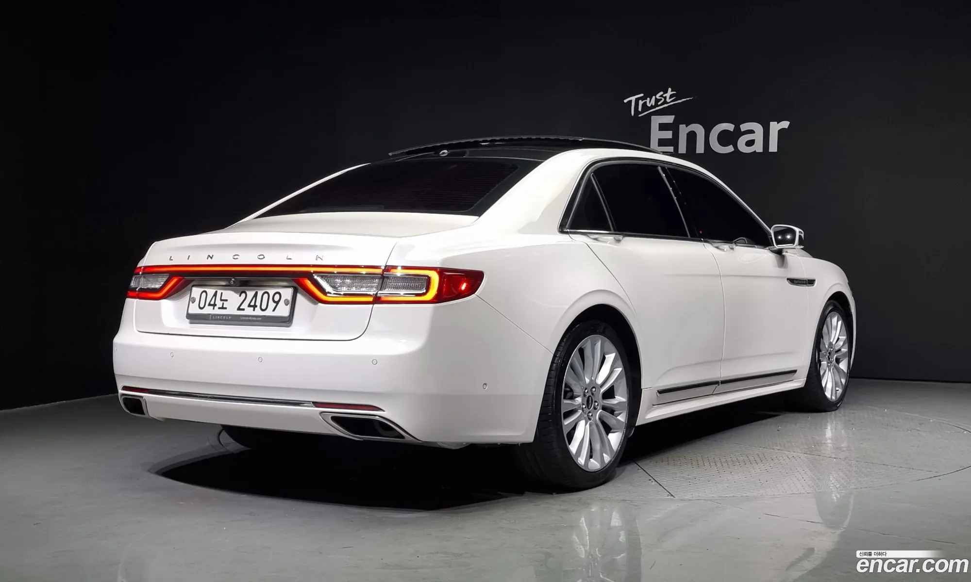 Lincoln Continental X 30 Awd 2017 - фотография 3739568