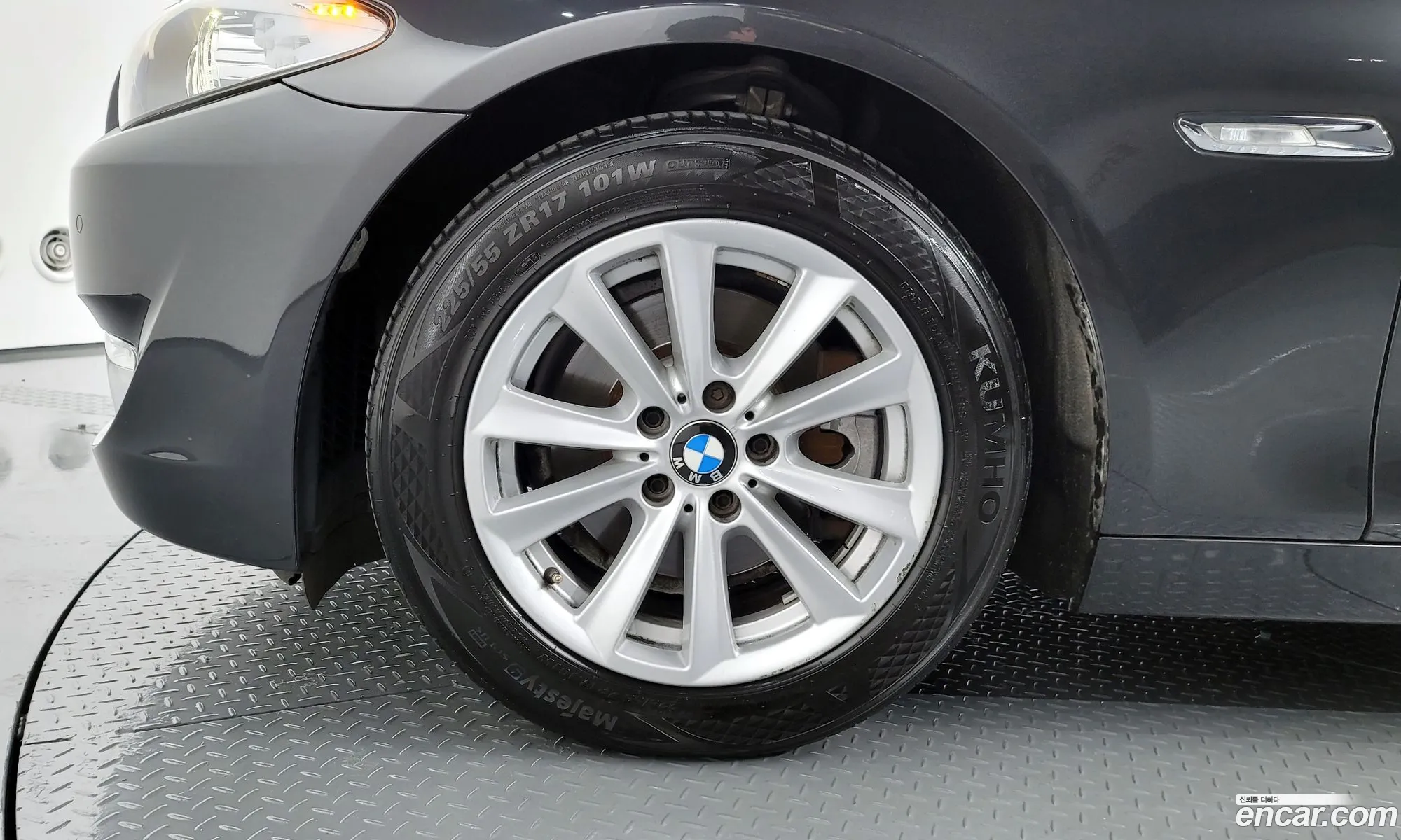 BMW 5Er Vi F10F11F07 520D 2013 - фотография 18564362