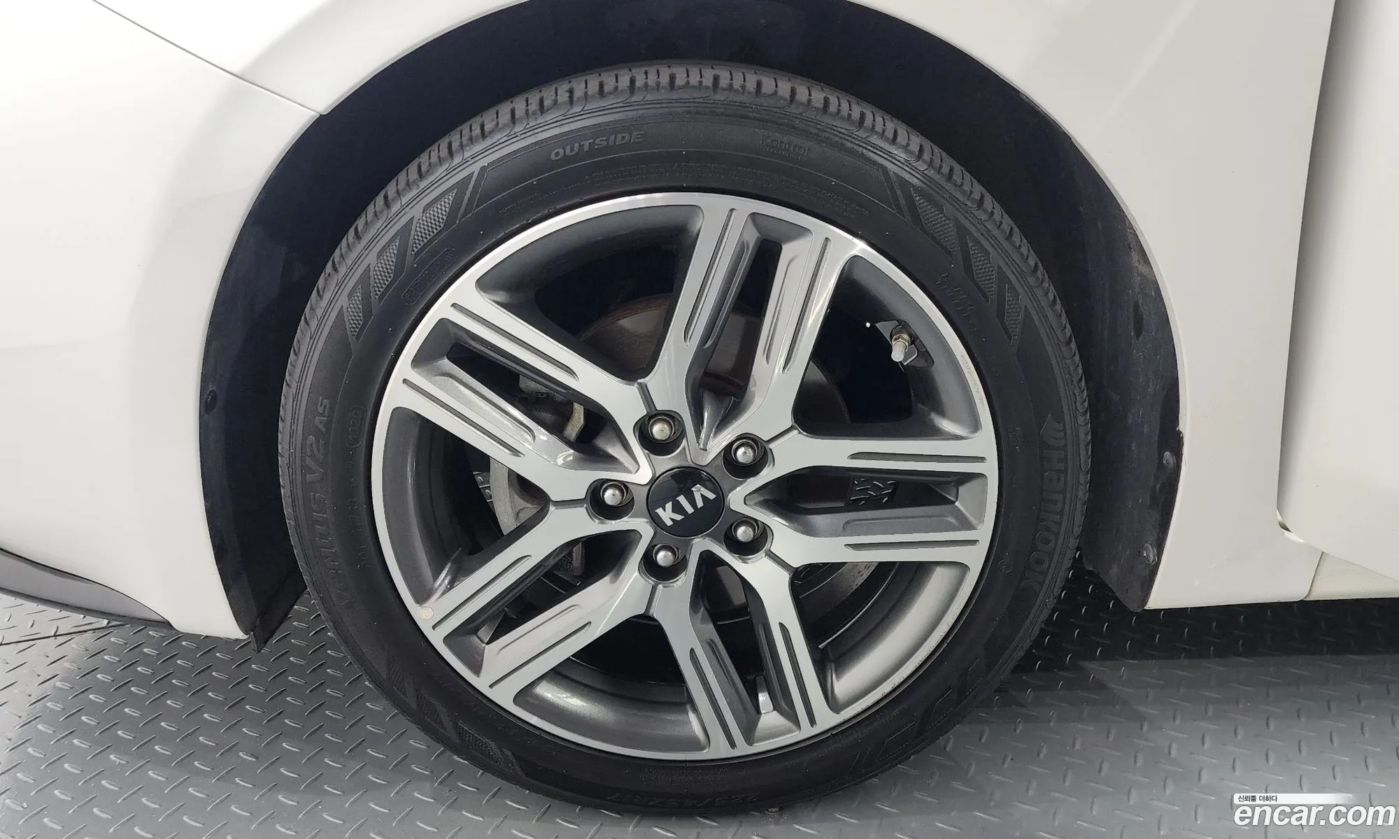 Kia All New K3 Prestige - фотография 11848803