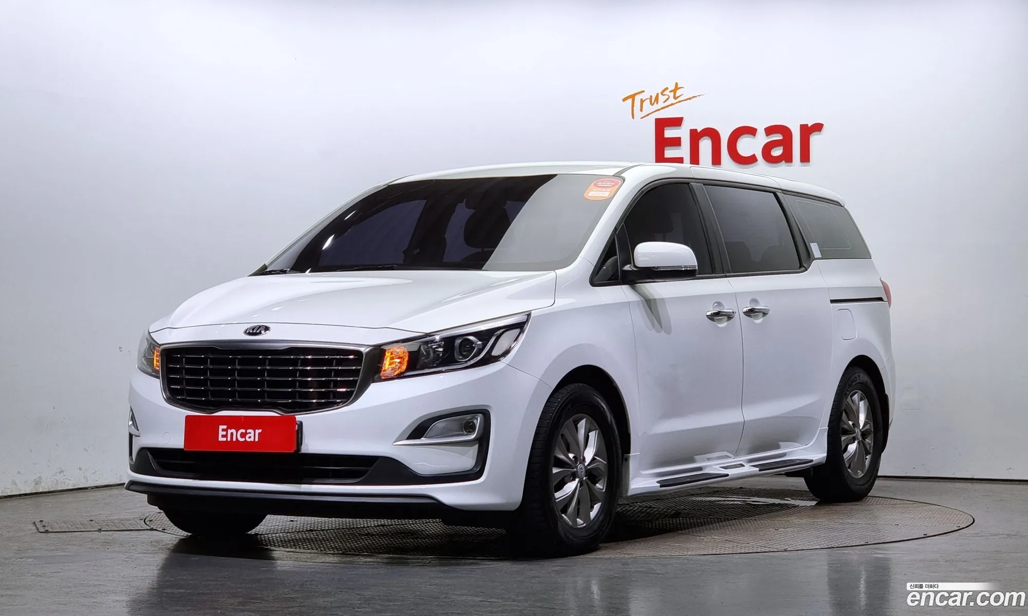 Kia Carnival Iii 11-Seater Deluxe 2019 - фотография 18383838