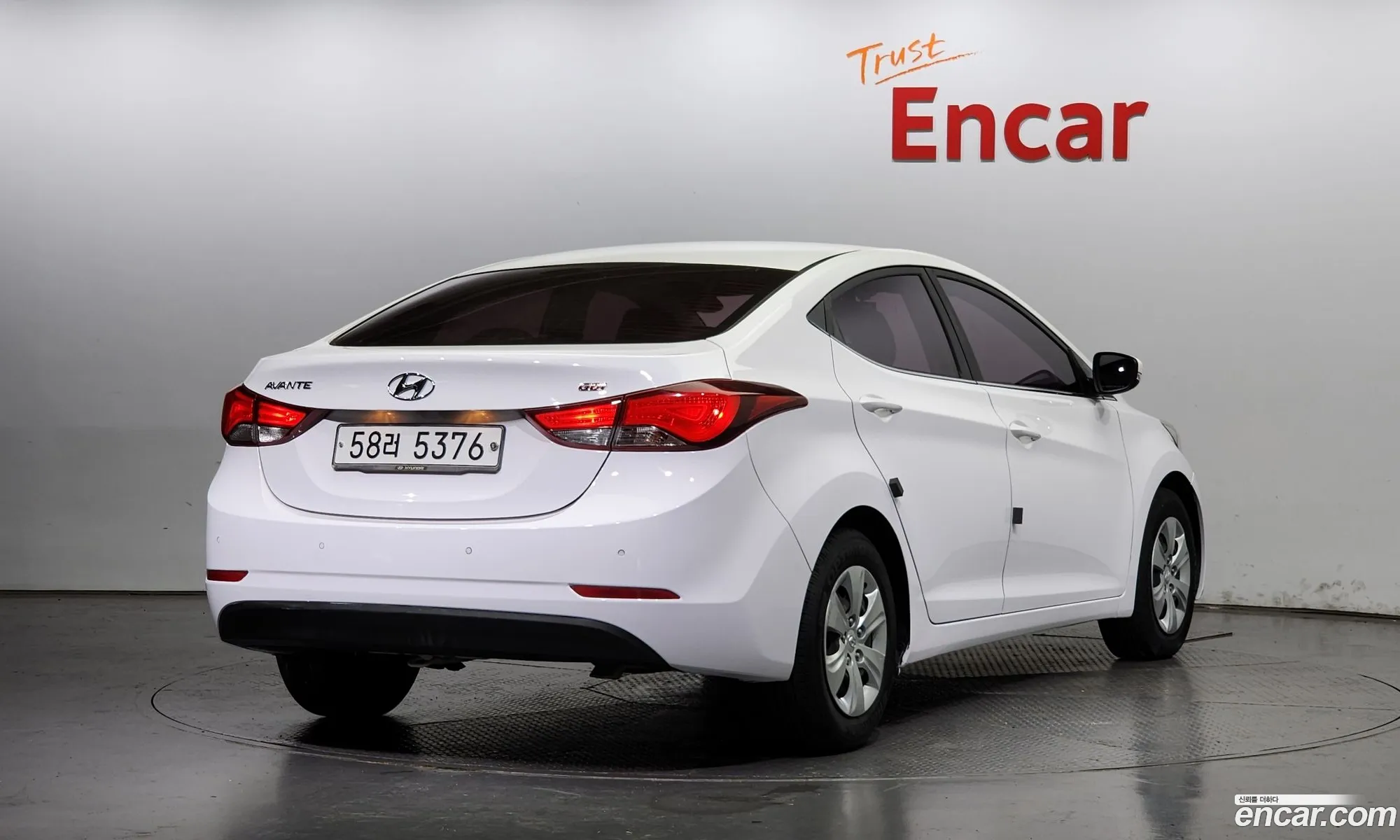 Hyundai Avante 16 Gdi Style 2015 - фотография 15907620