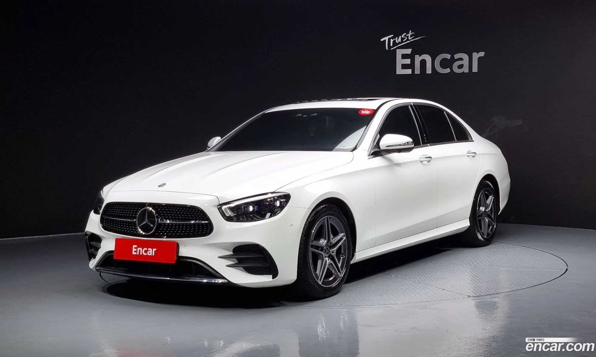Mercedes-Benz E-Klasse E250 Amg Line 2023 - фотография 12282467