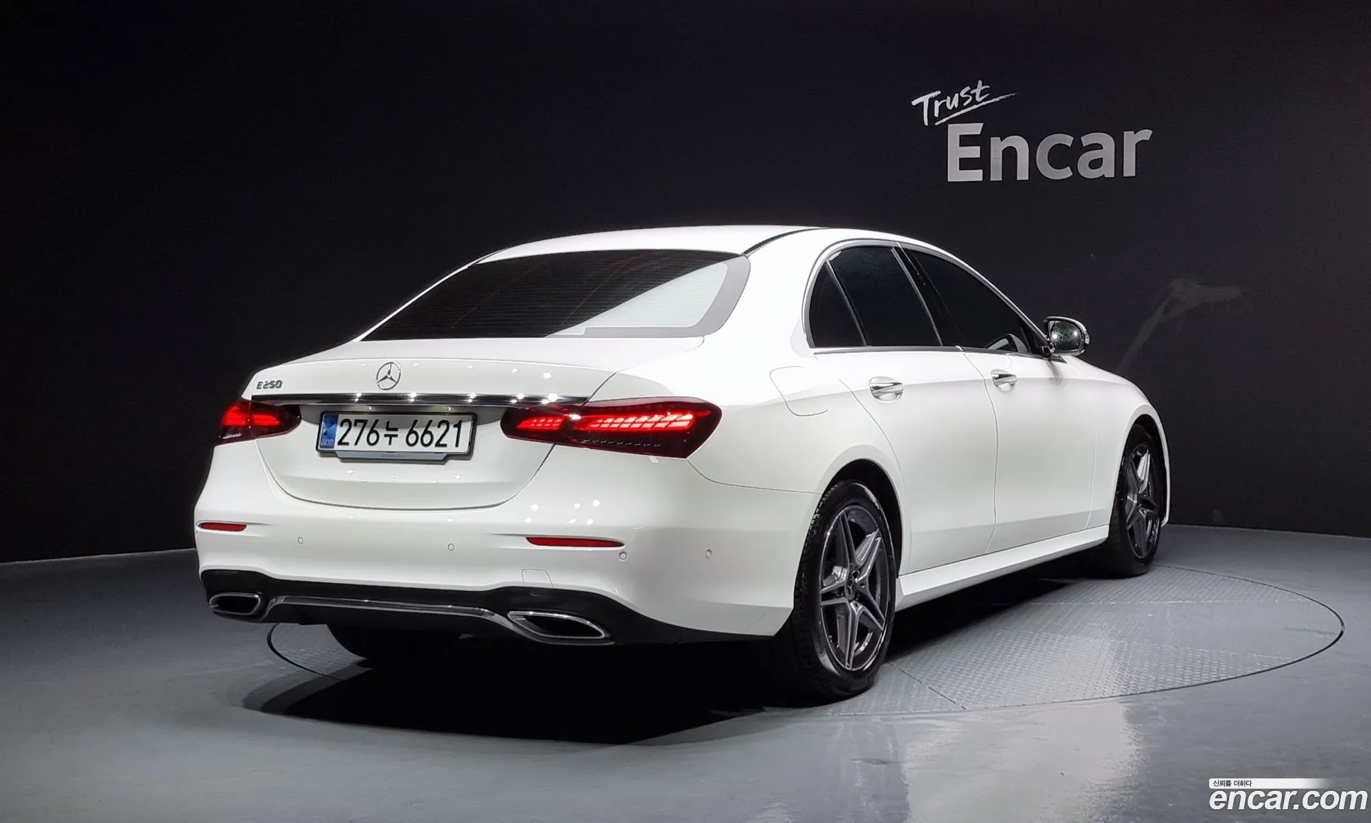 Mercedes-Benz E-Klasse E250 Amg Line 2023 - фотография 12282468