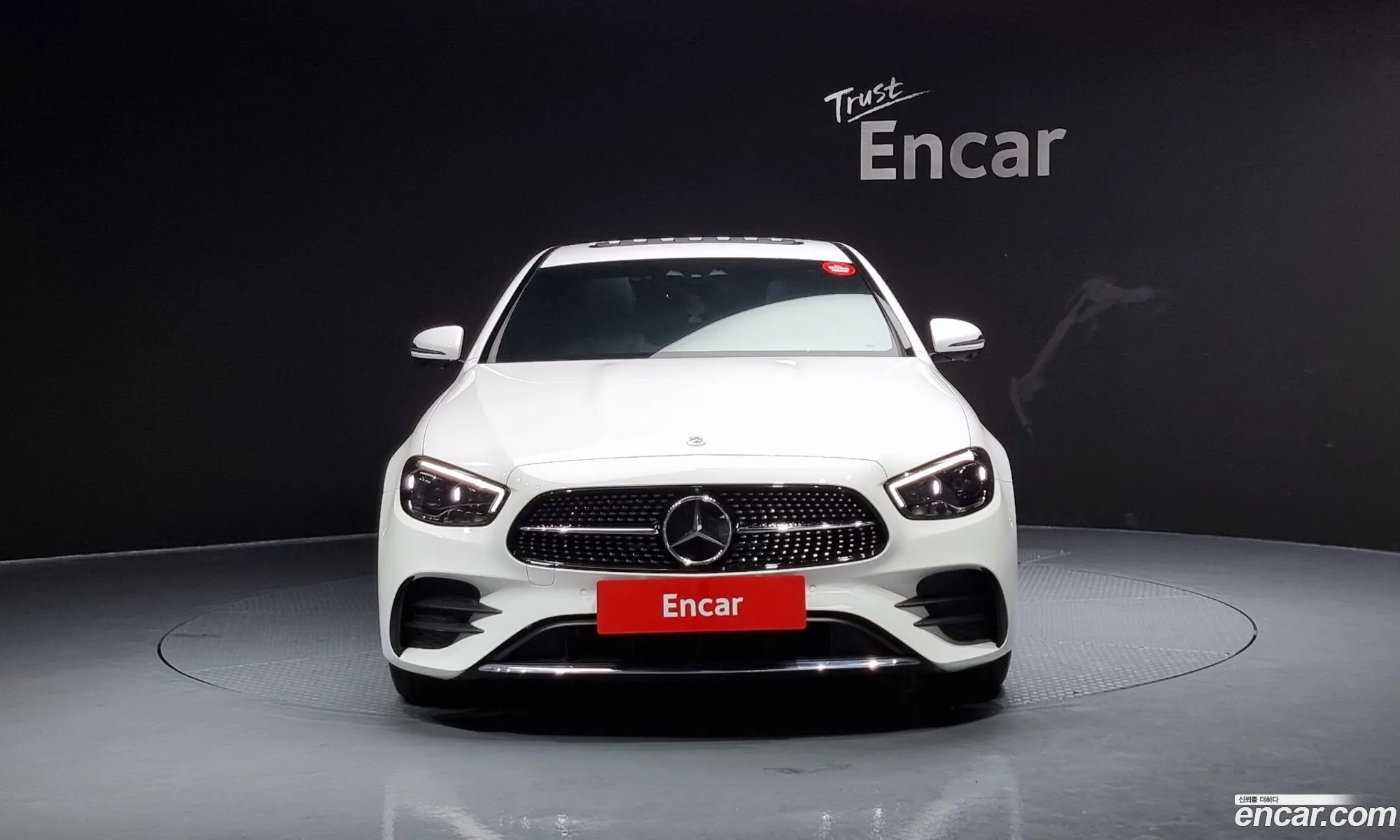 Mercedes-Benz E-Klasse E250 Amg Line 2023 - фотография 12282469
