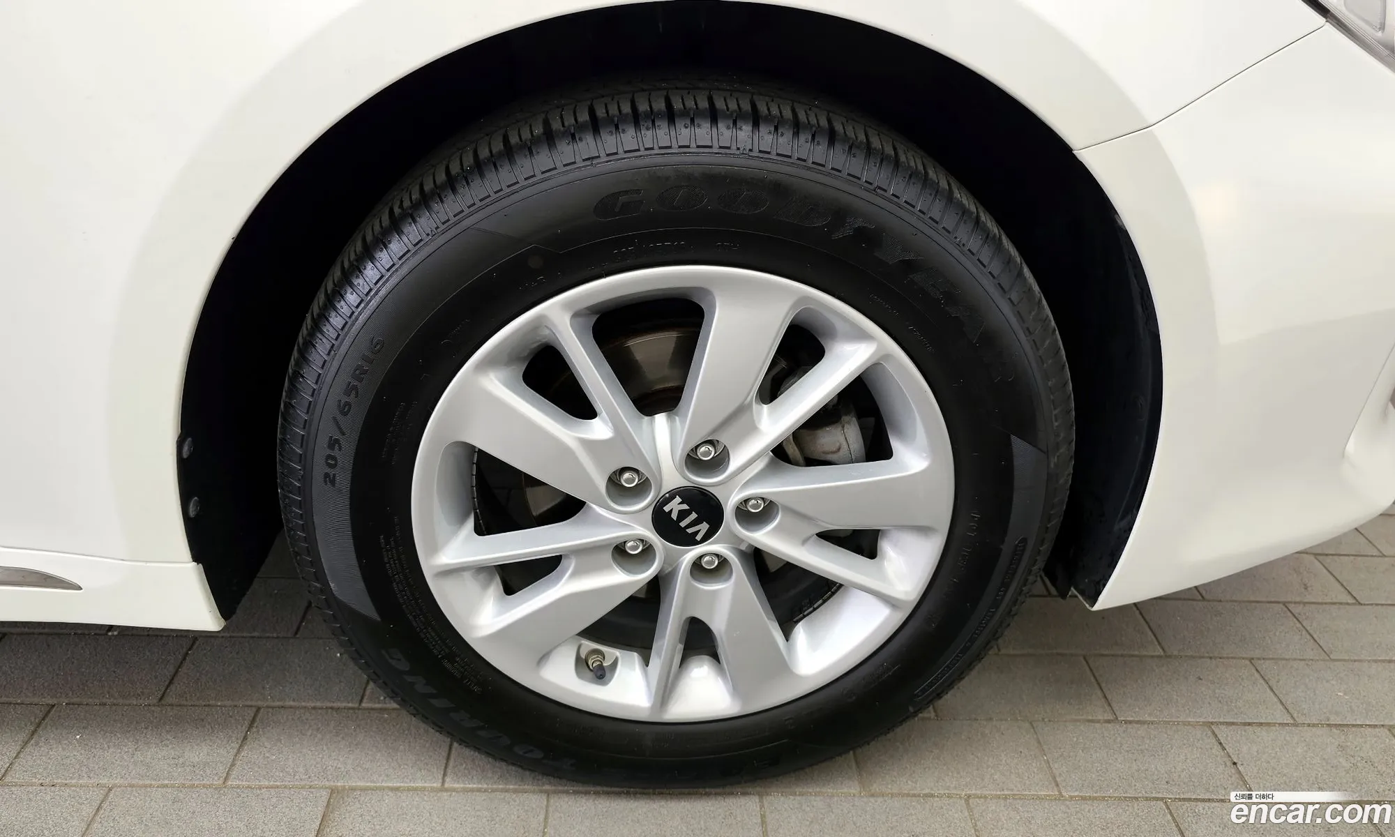 Kia K5 Ii Lpi Sx 2016 - фотография 14905058