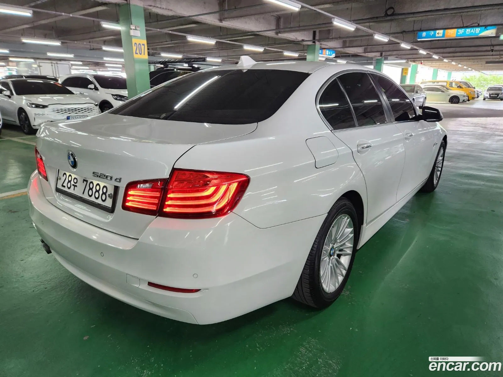 BMW 5Er Vi F10F11F07 520D 2014 - фотография 935434