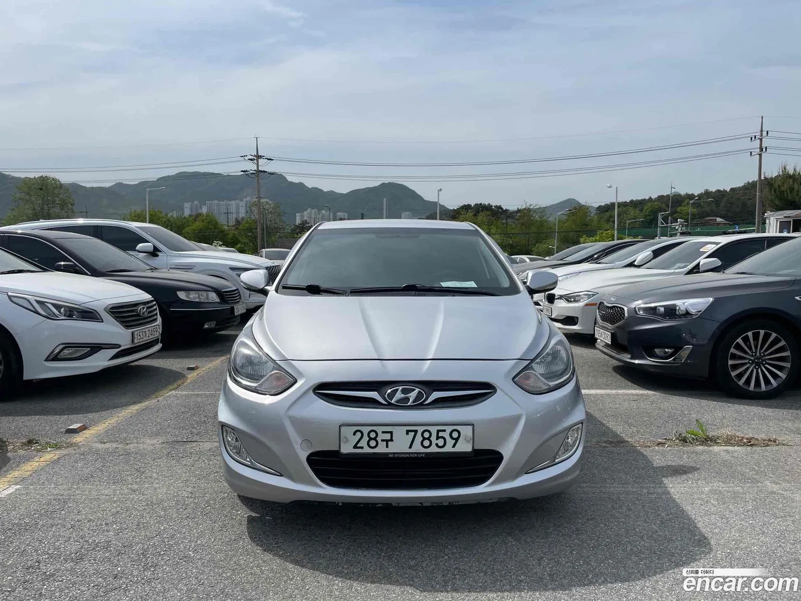 Hyundai Accent New Model 14 Vvt Premier - фотография 17292684