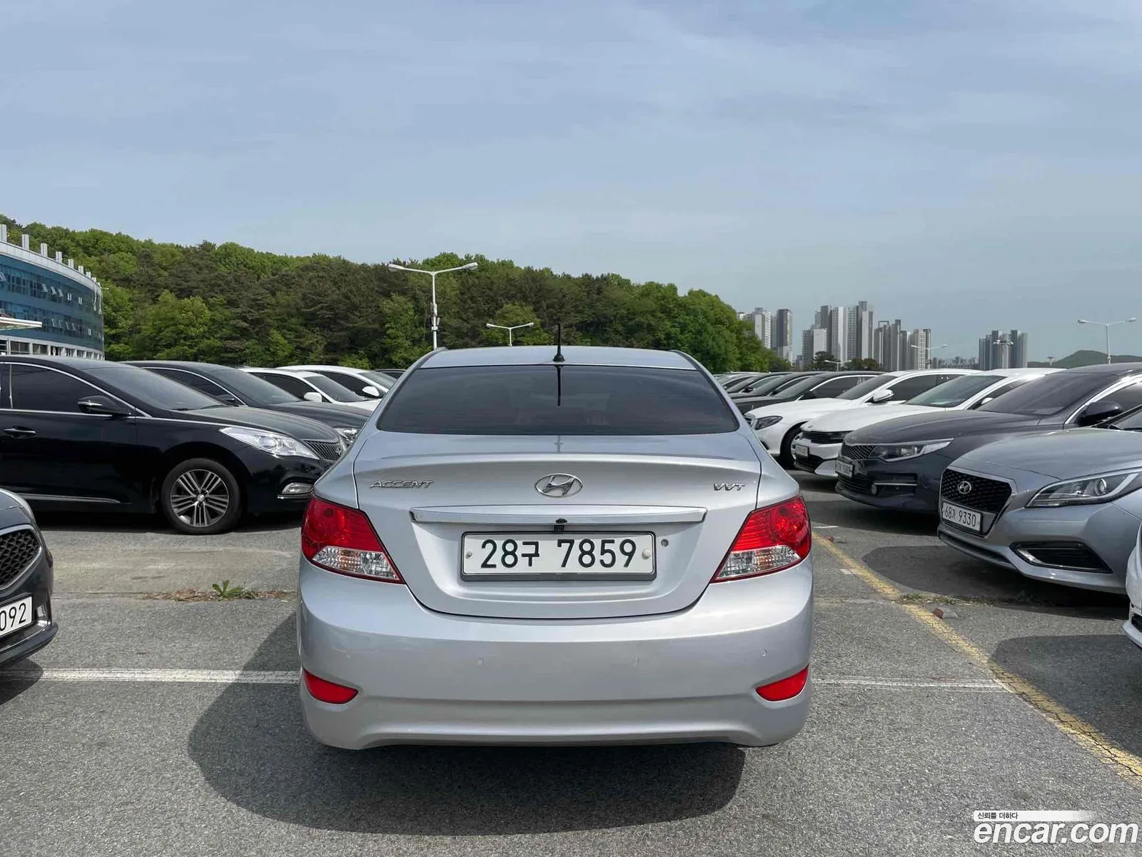 Hyundai Accent New Model 14 Vvt Premier - фотография 17292687