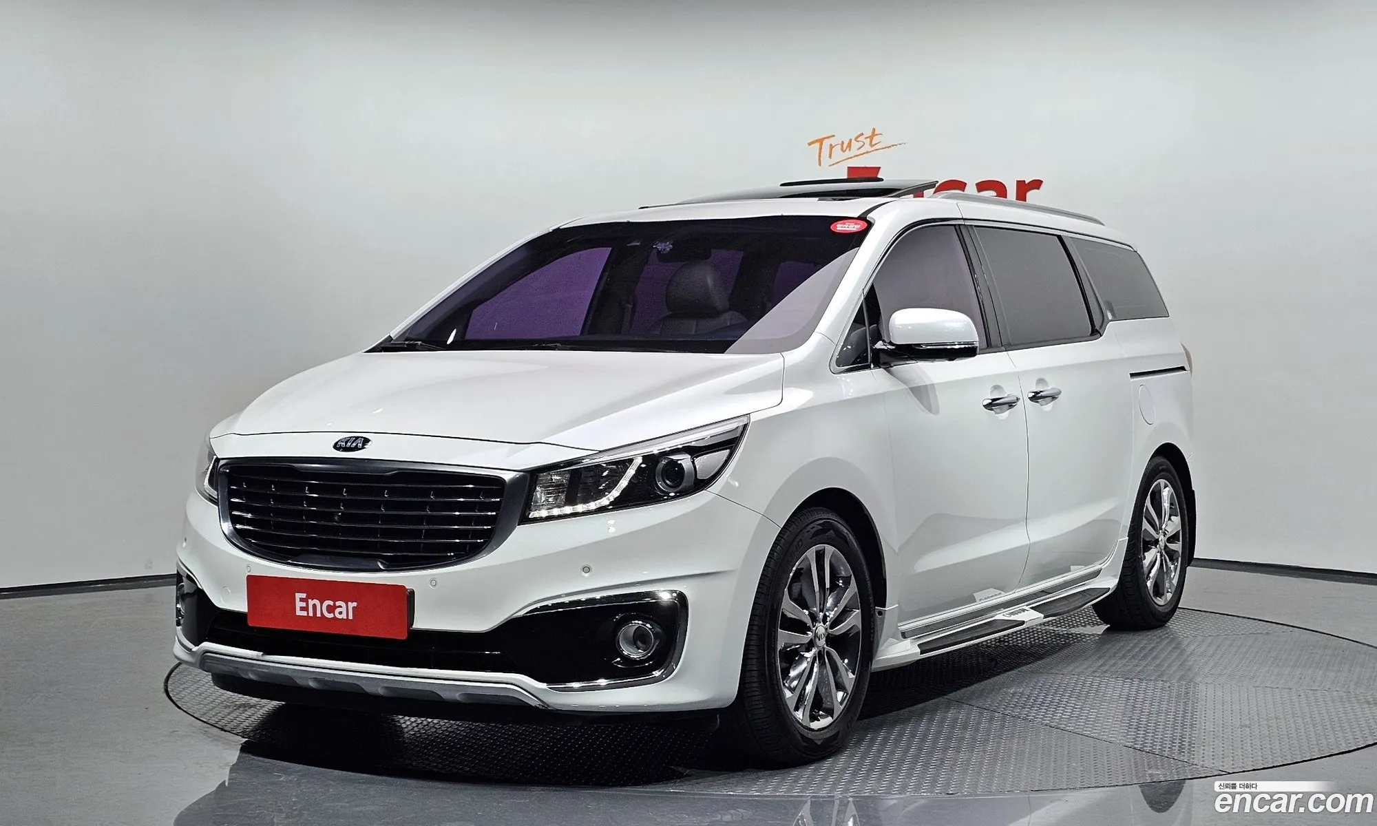 Kia All New Carnival 9-Seater Noblesse - фотография 11102959