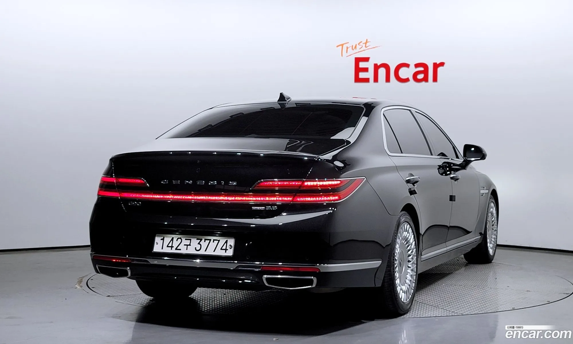 Genesis G90 I 38 Awd 2020 - фотография 14152722