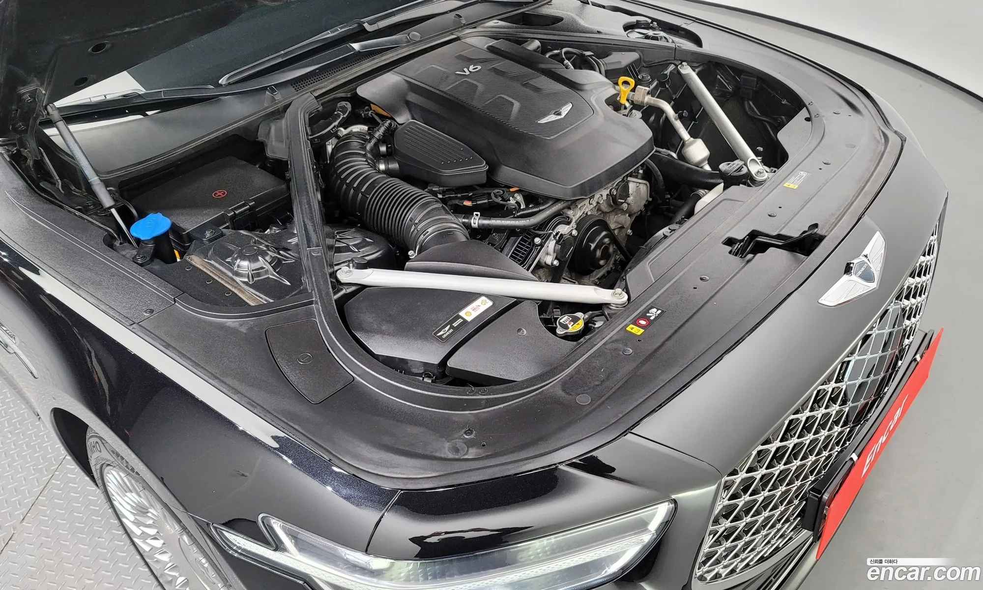 Genesis G90 I 38 Awd 2020 - фотография 14152726