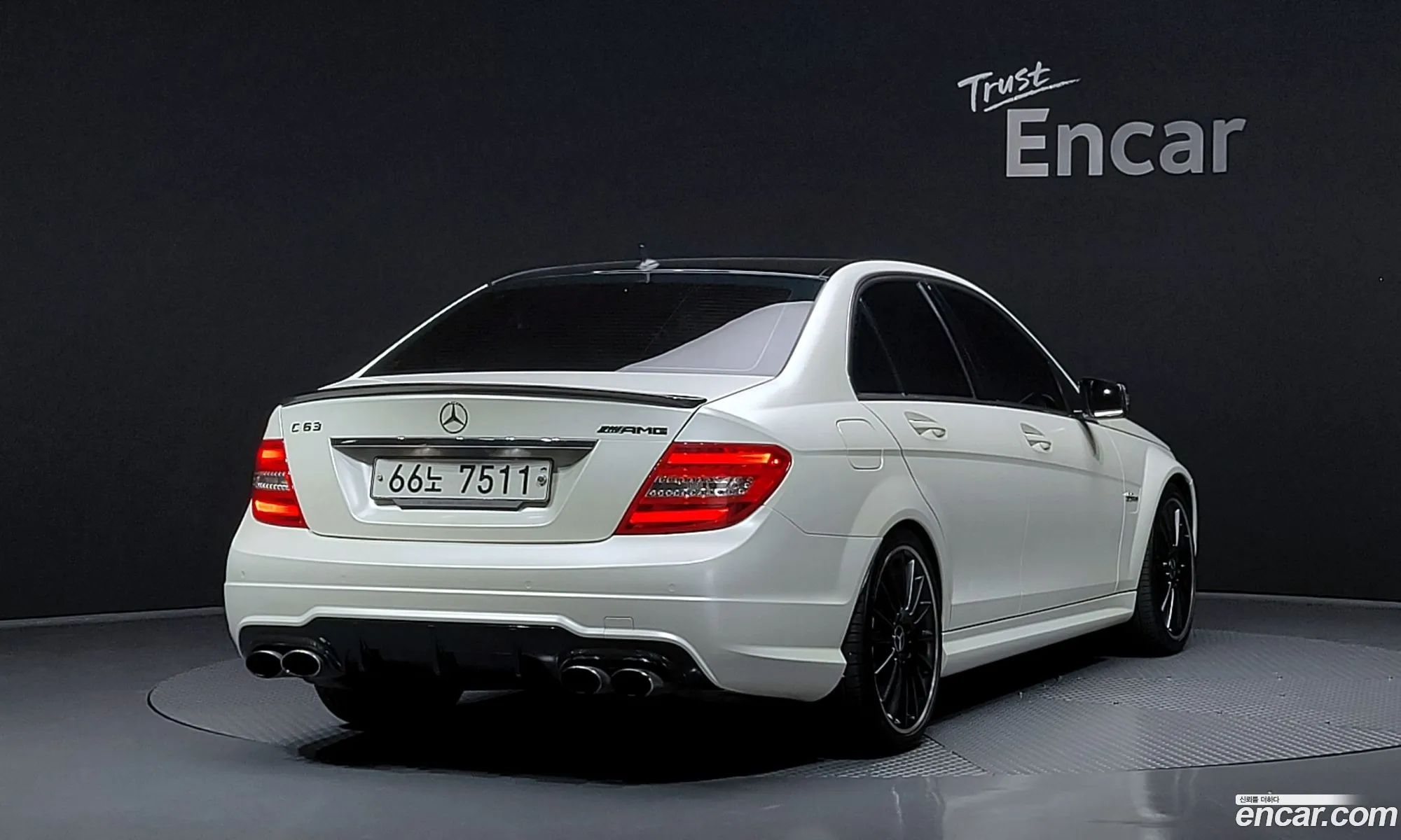 Mercedes-Benz C-Klasse Iii W204 C63 Amg Sedan 2012 - фотография 12059663