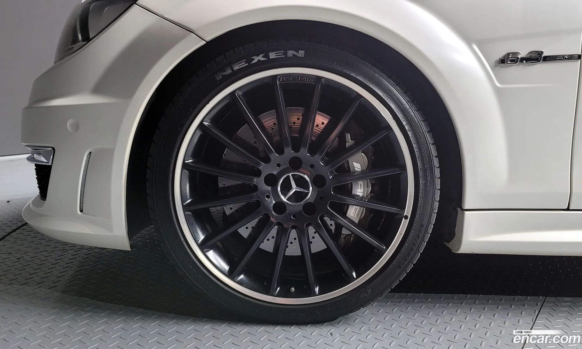 Mercedes-Benz C-Klasse Iii W204 C63 Amg Sedan 2012 - фотография 12059666
