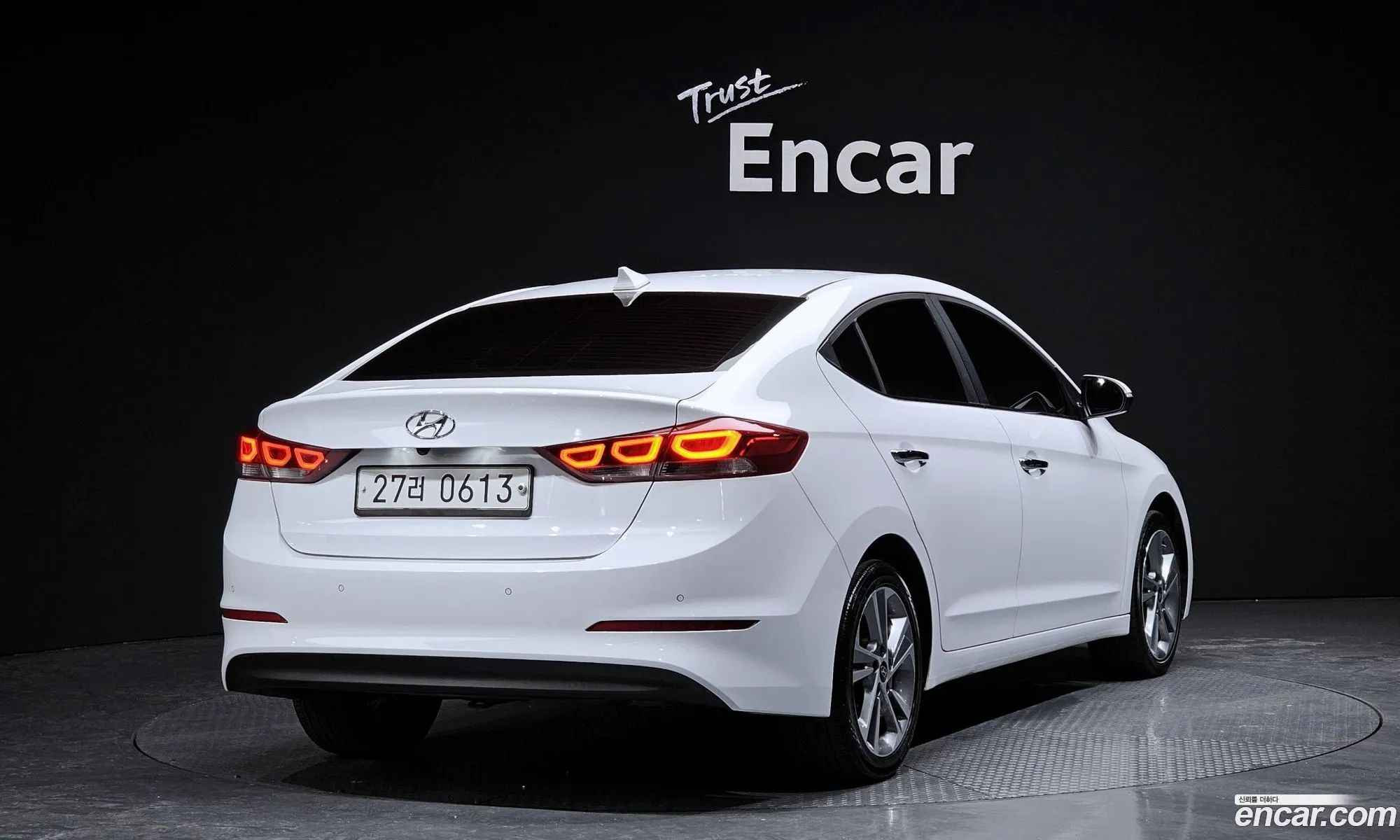 Hyundai Avante Vi 16 E-Vgt Premium 2017 - фотография 15710843