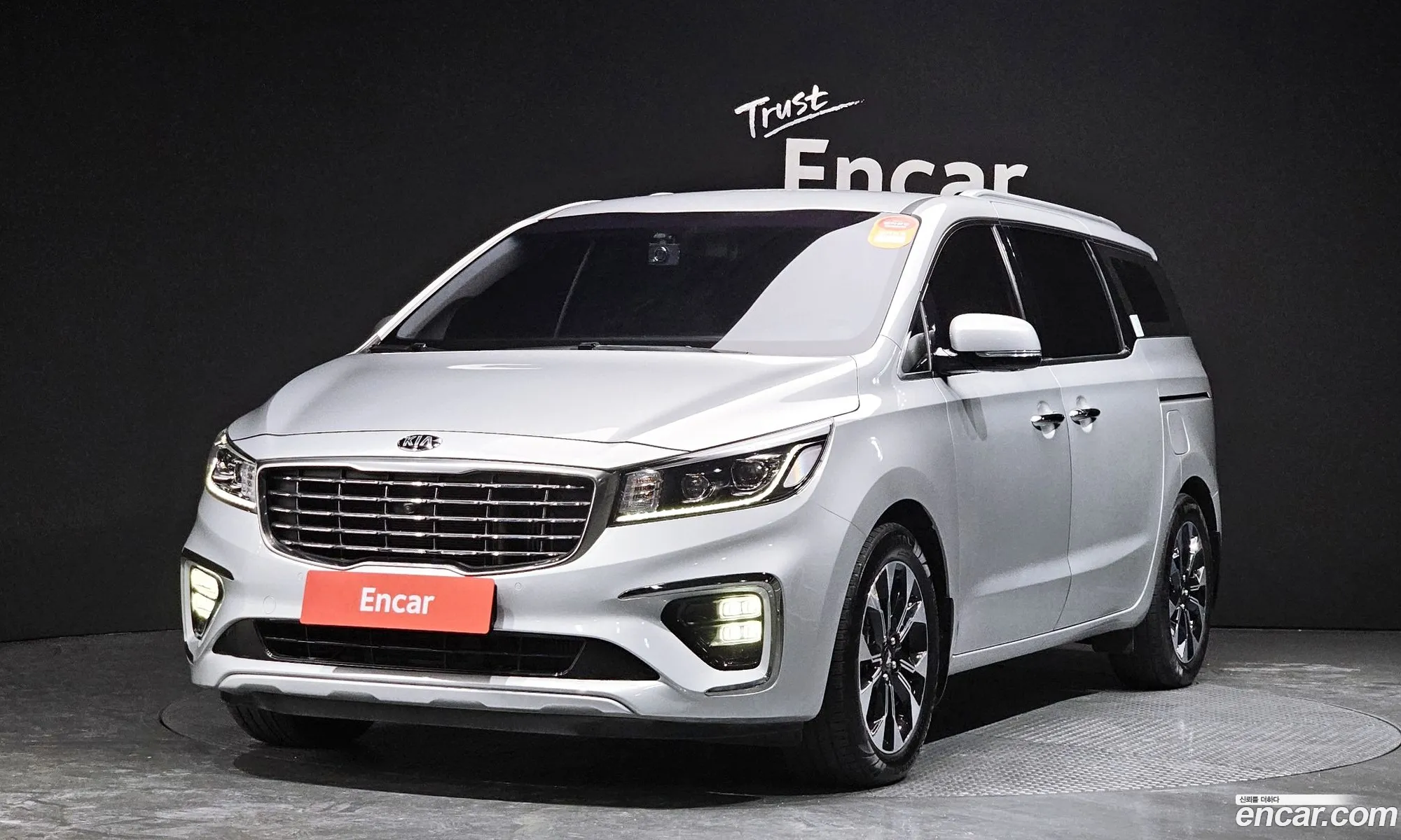 Kia Carnival Iii 9-Seater Noblesse Special 2019 - фотография 12607897