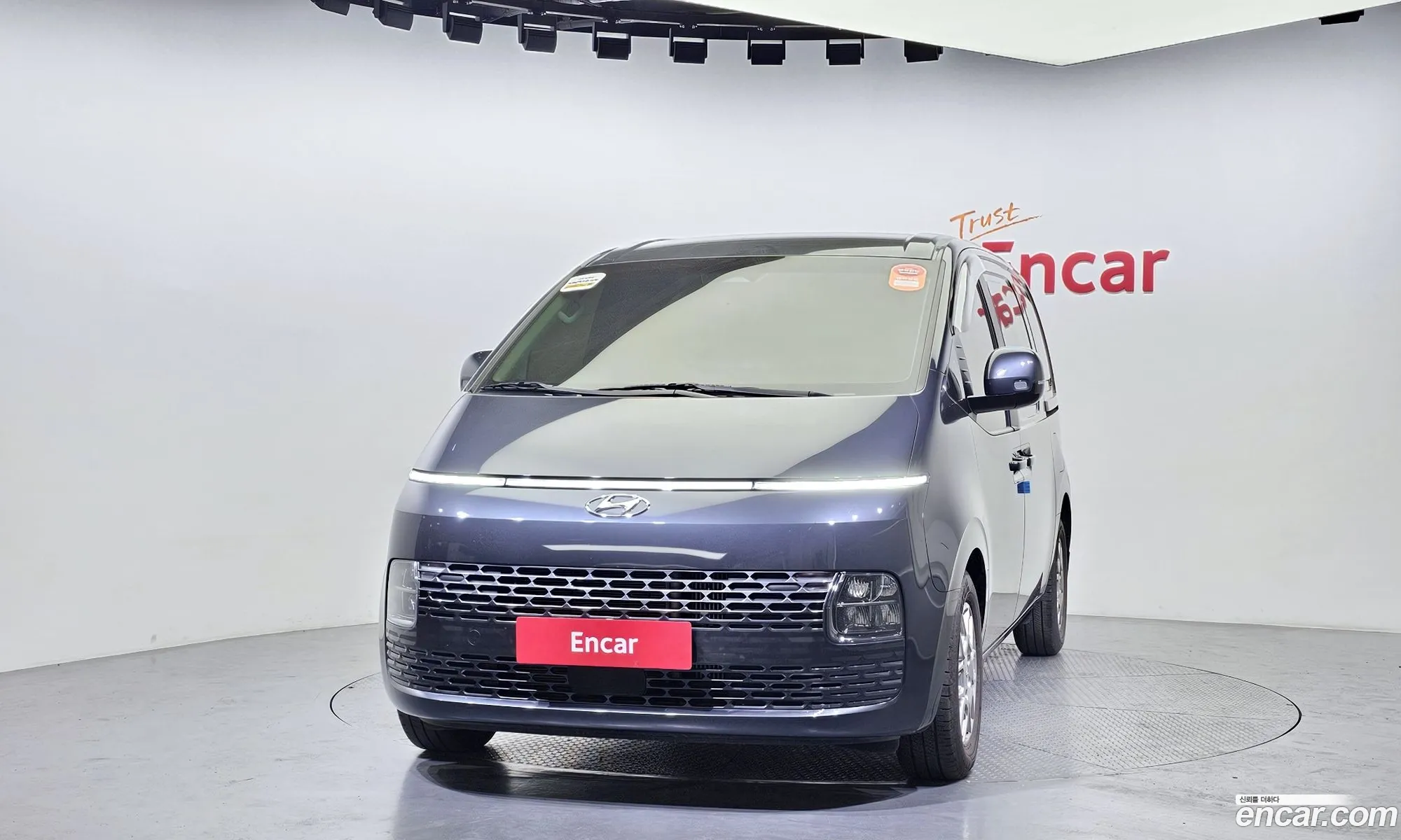 Hyundai Staria Cargo 3-Seater 2023 - фотография 13617494
