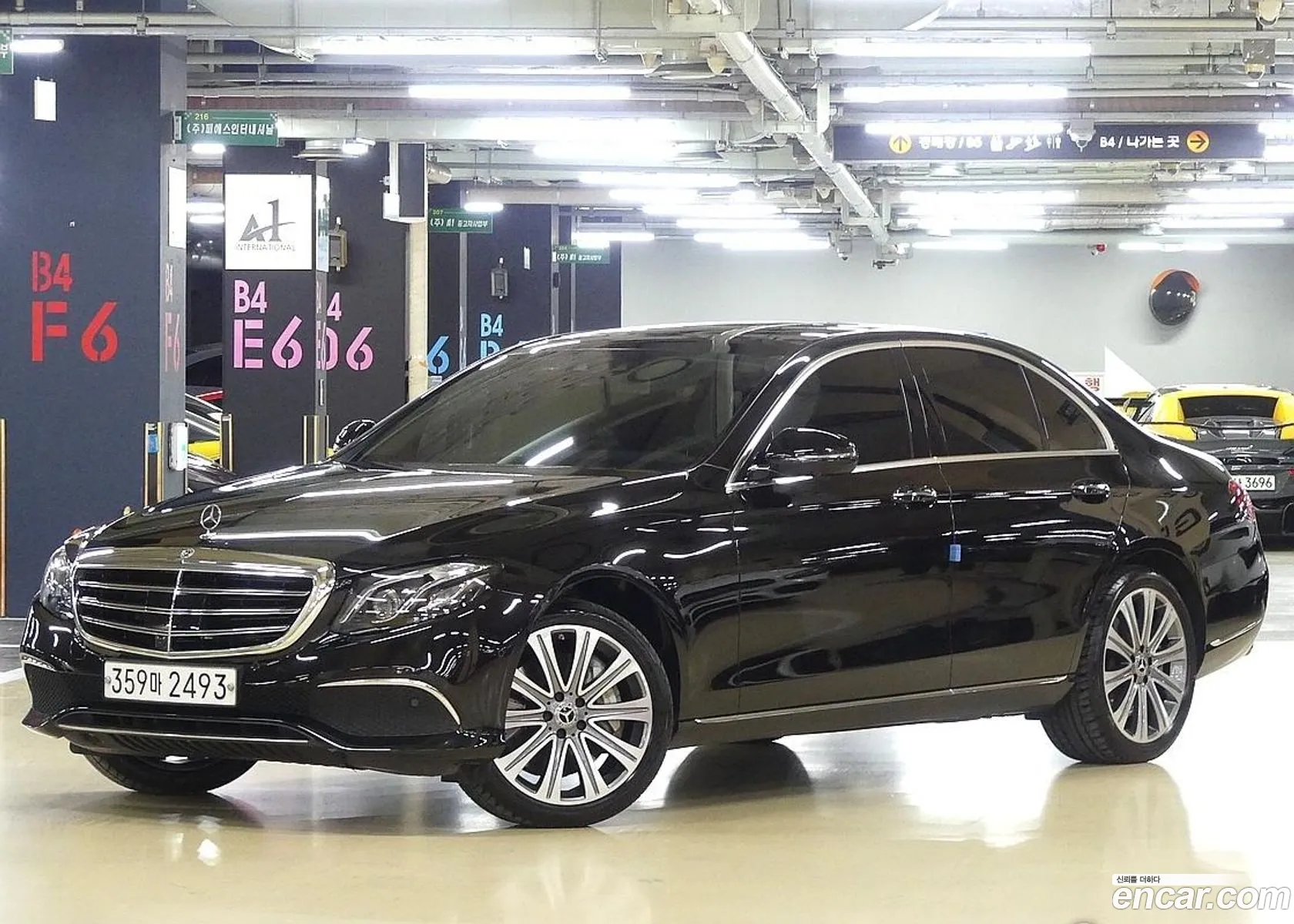 Benz E-Class W213 E450 4Matic Exclusive - фотография 12376481