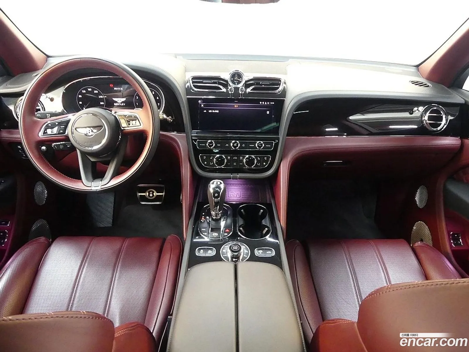 Bentley Bentayga I 40V8 2021 - фотография 14481845